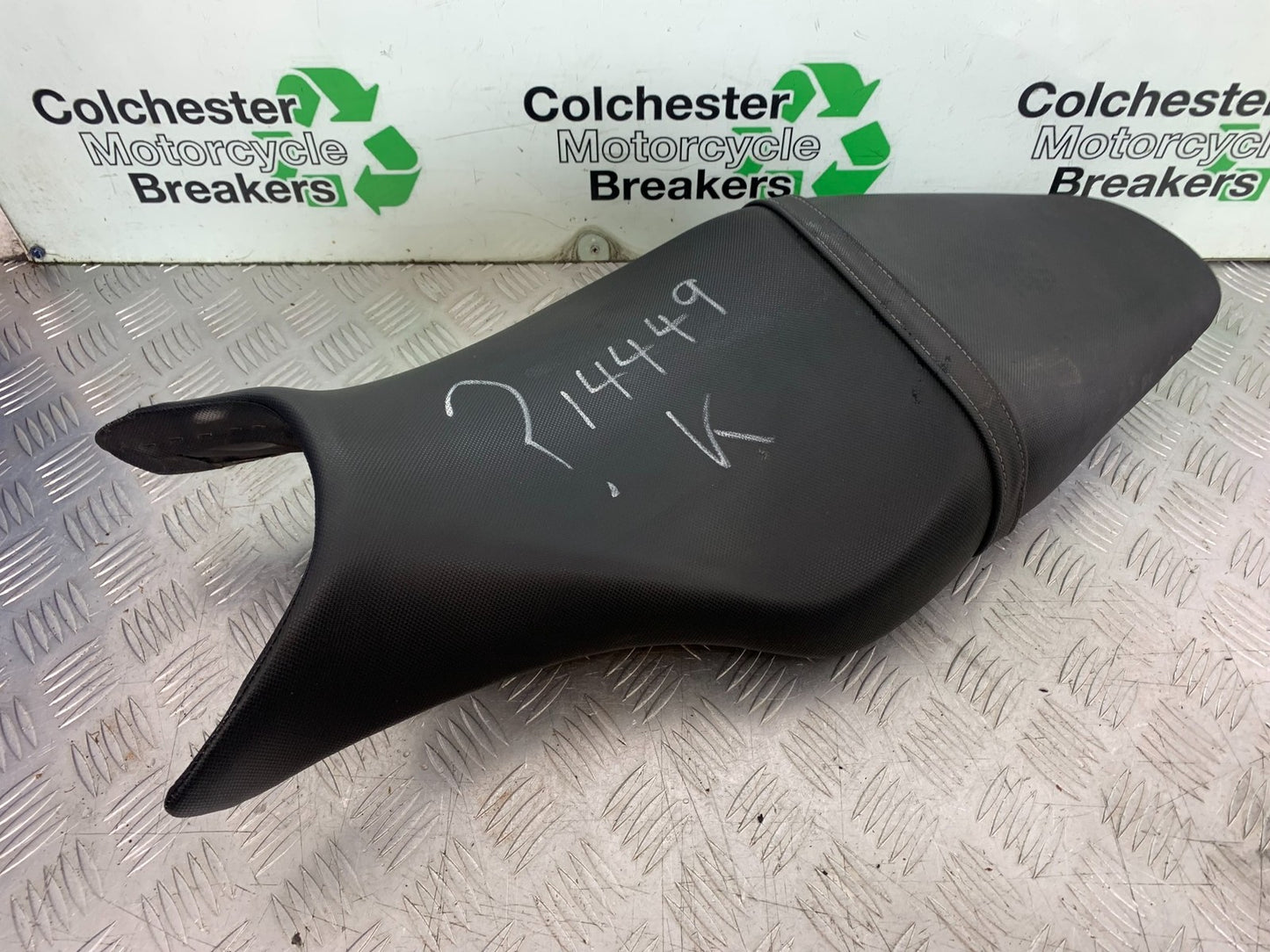 HONDA CB650F CB 650 FA-E SEAT  YEAR 2014-2017 (CMB1226)