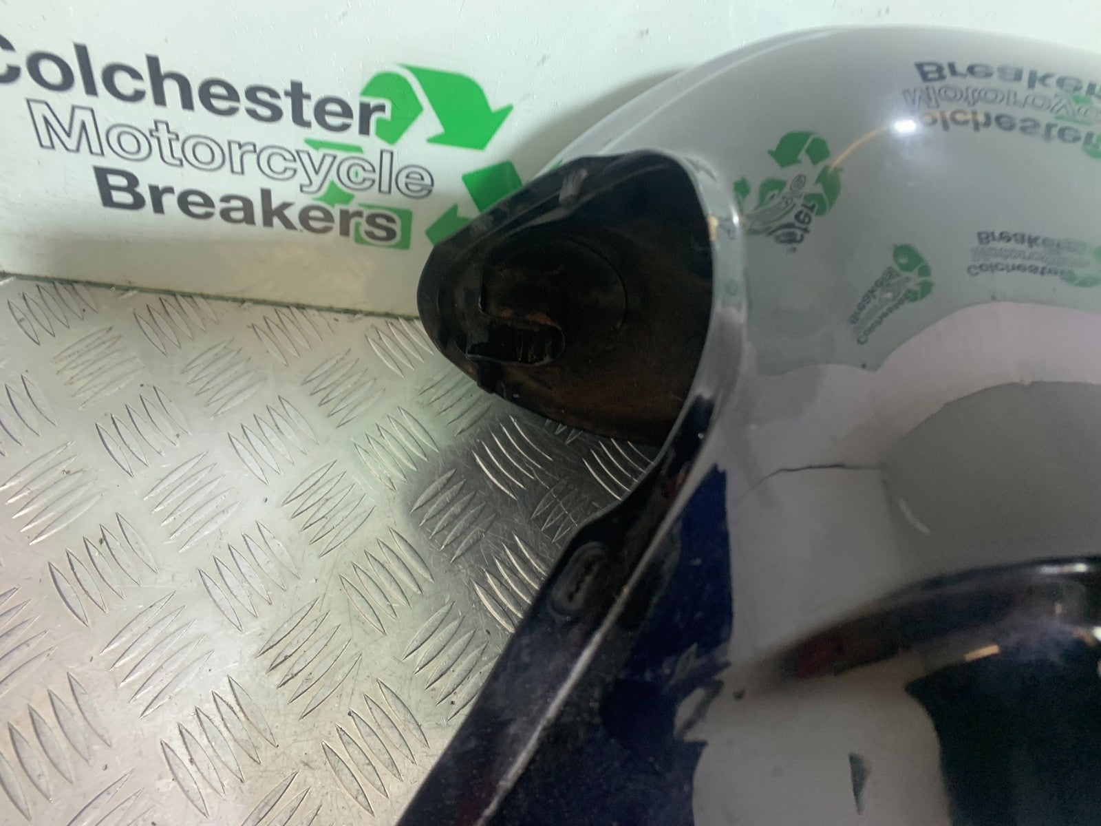 BMW R850 R R850R PETROL TANK  YEAR 1994-2002 (CMB1170)