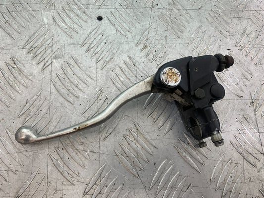 KAWASAKI ZX9R ZX9 C CLUTCH LEVER AND BRACKET  YEAR 1998-99 (CMB1213)
