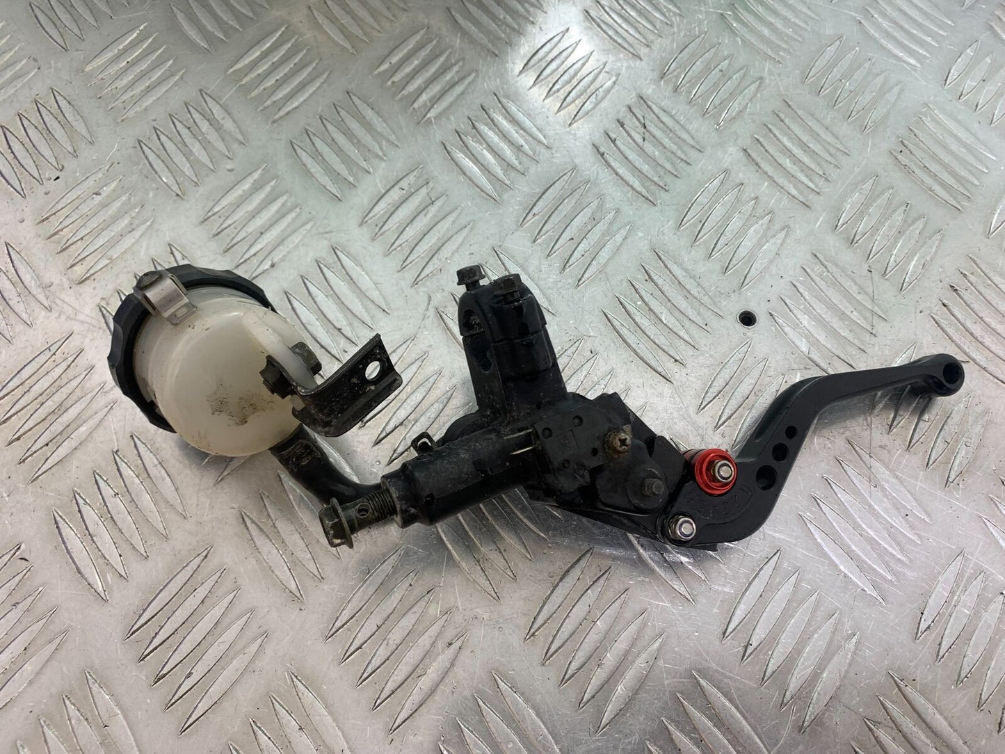 SUZUKI SV650 SV 650 mk1 FRONT MASTER CYLINDER  YEAR 1999-2002 (CMB1036)