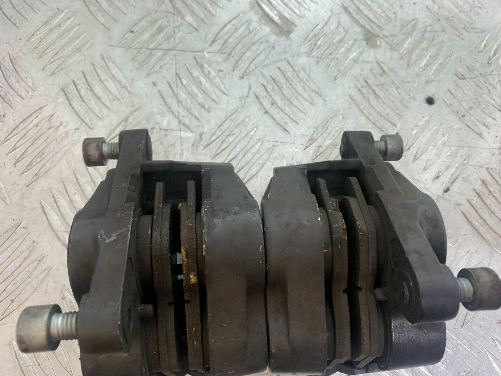 BMW R850 R R850R FRONT BRAKE CALIPERS   YEAR 1994-2002 (CMB1170)
