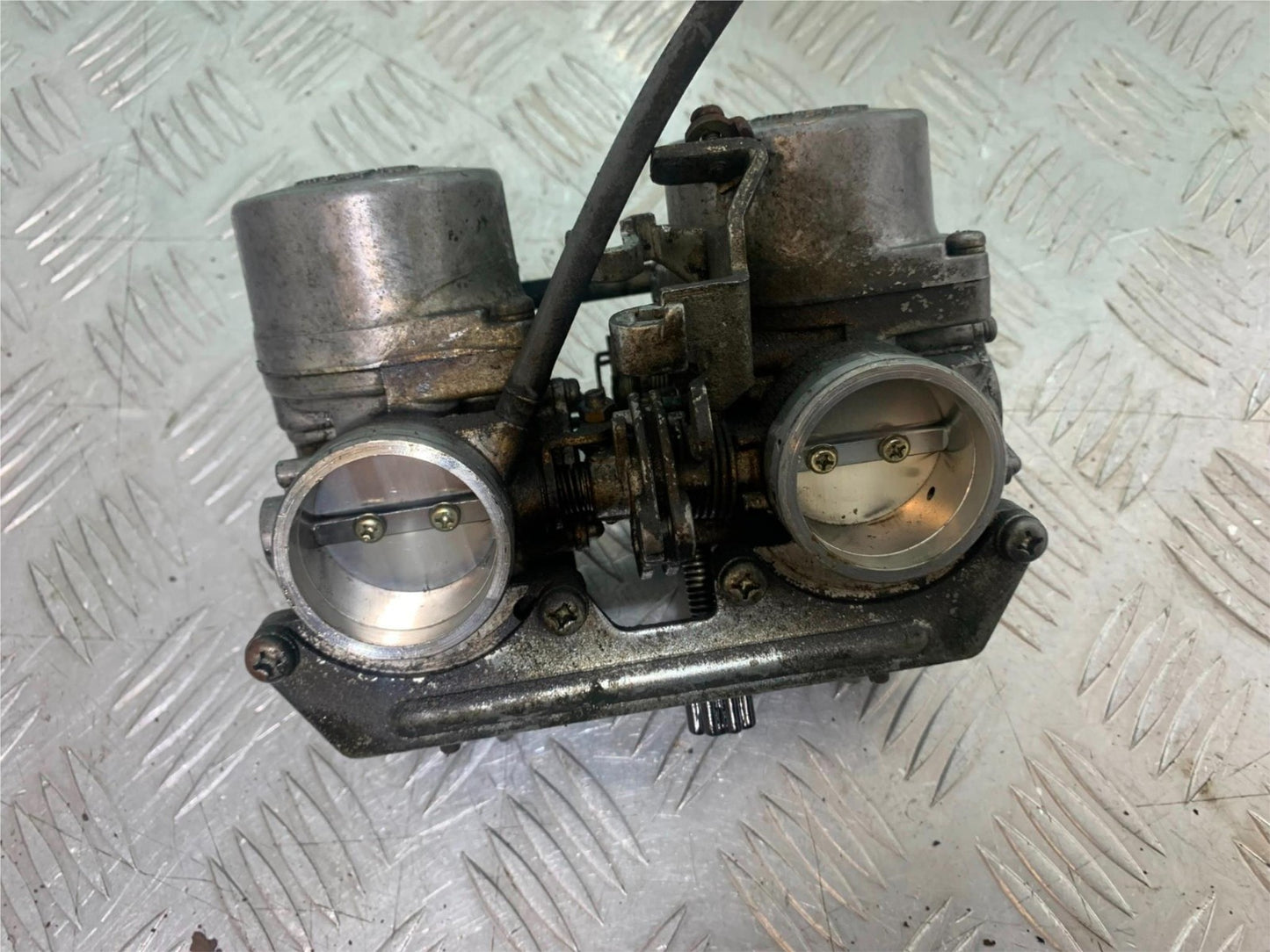 HONDA GL500 GL 500 SILVERWING CARBS (SOLD AS PARTS )  YEAR 1981-82 (CMB1168)