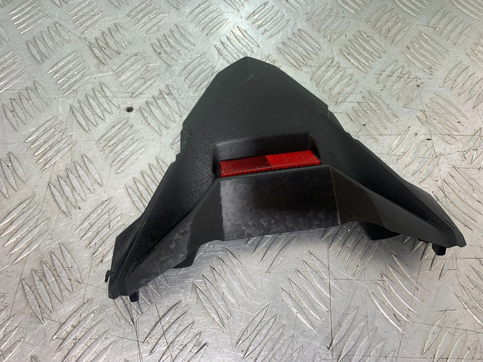 YAMAHA XMAX 300 REAR COVER YEAR 2017-2020 (CMB1218)