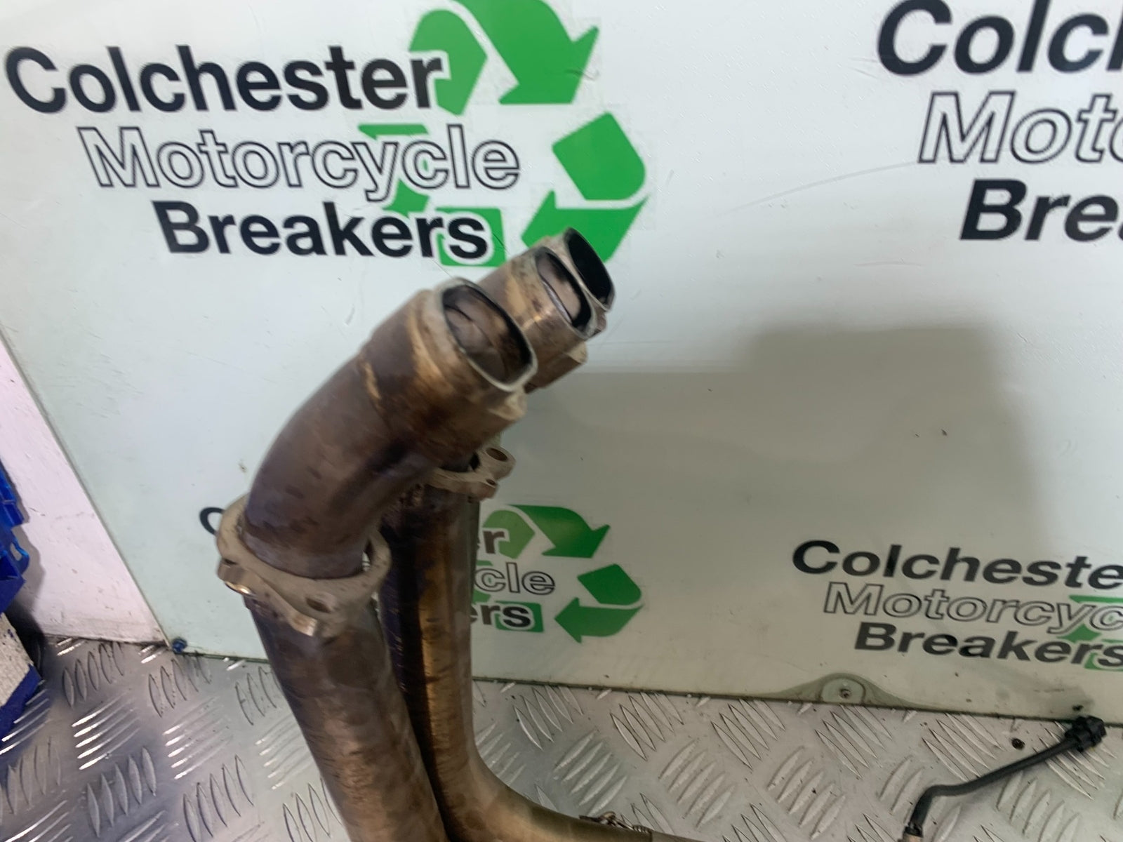 TRIUMPH TRIDENT 660 TEC FULL EXHAUST SYSTEM   YEAR 2021-2024 (CMB1148)