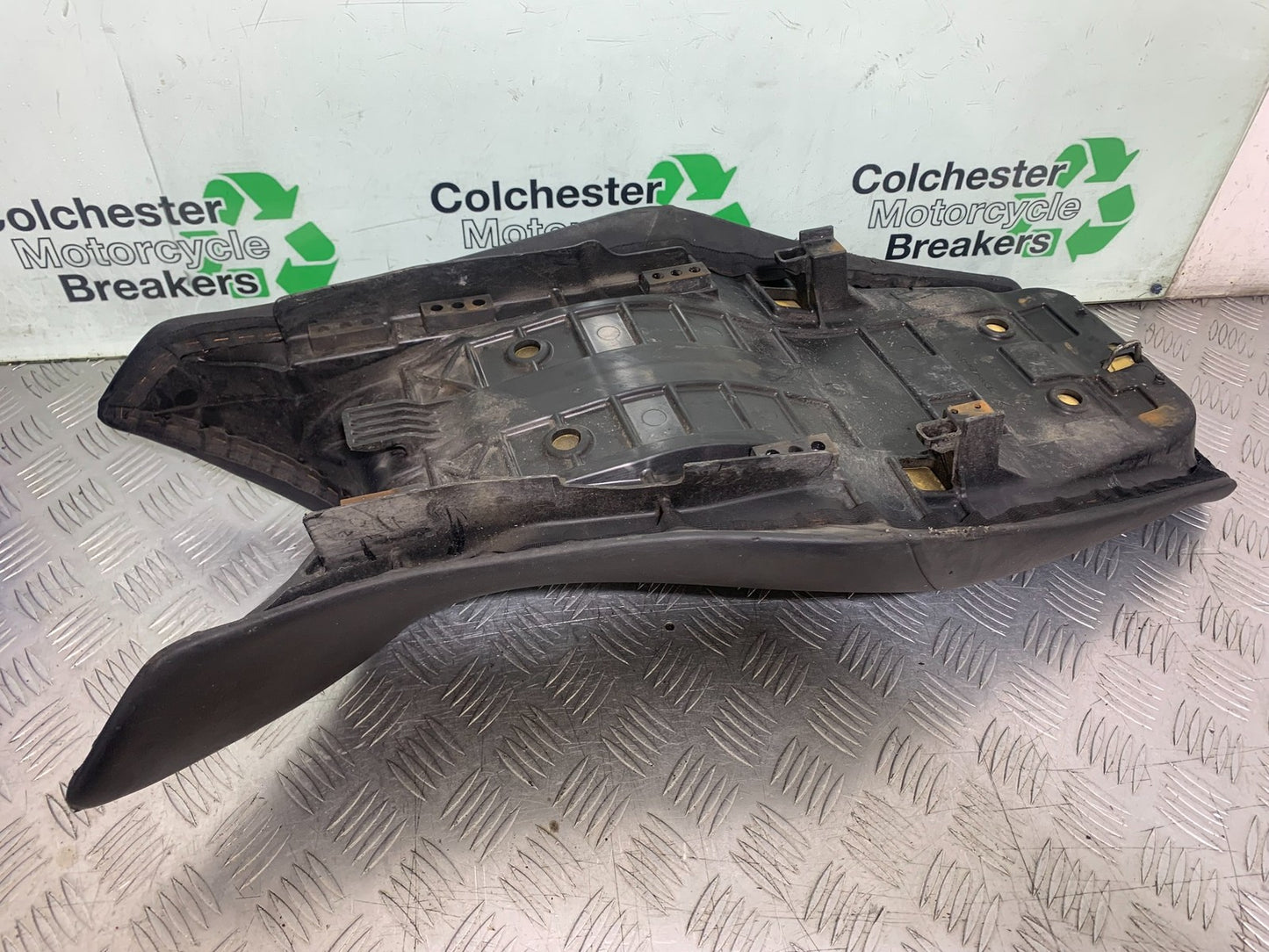 HONDA NT 700 V DEAUVILLE SEAT   YEAR 2006-2011 (CMB1211)