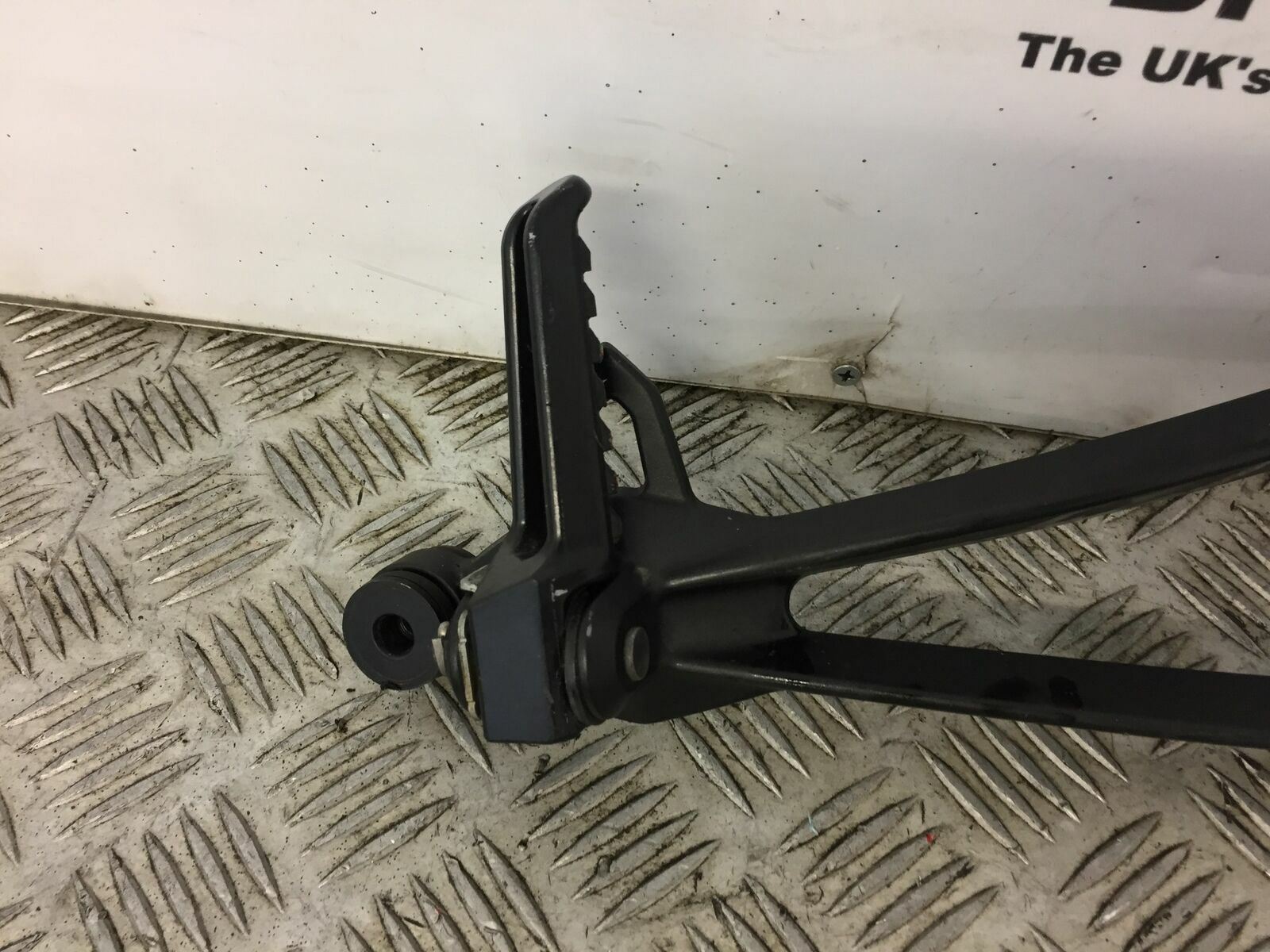 KAWASAKI ZX636 ZX 636 RIGHT REAR HANGER AND PEG  YEAR 2013-2016