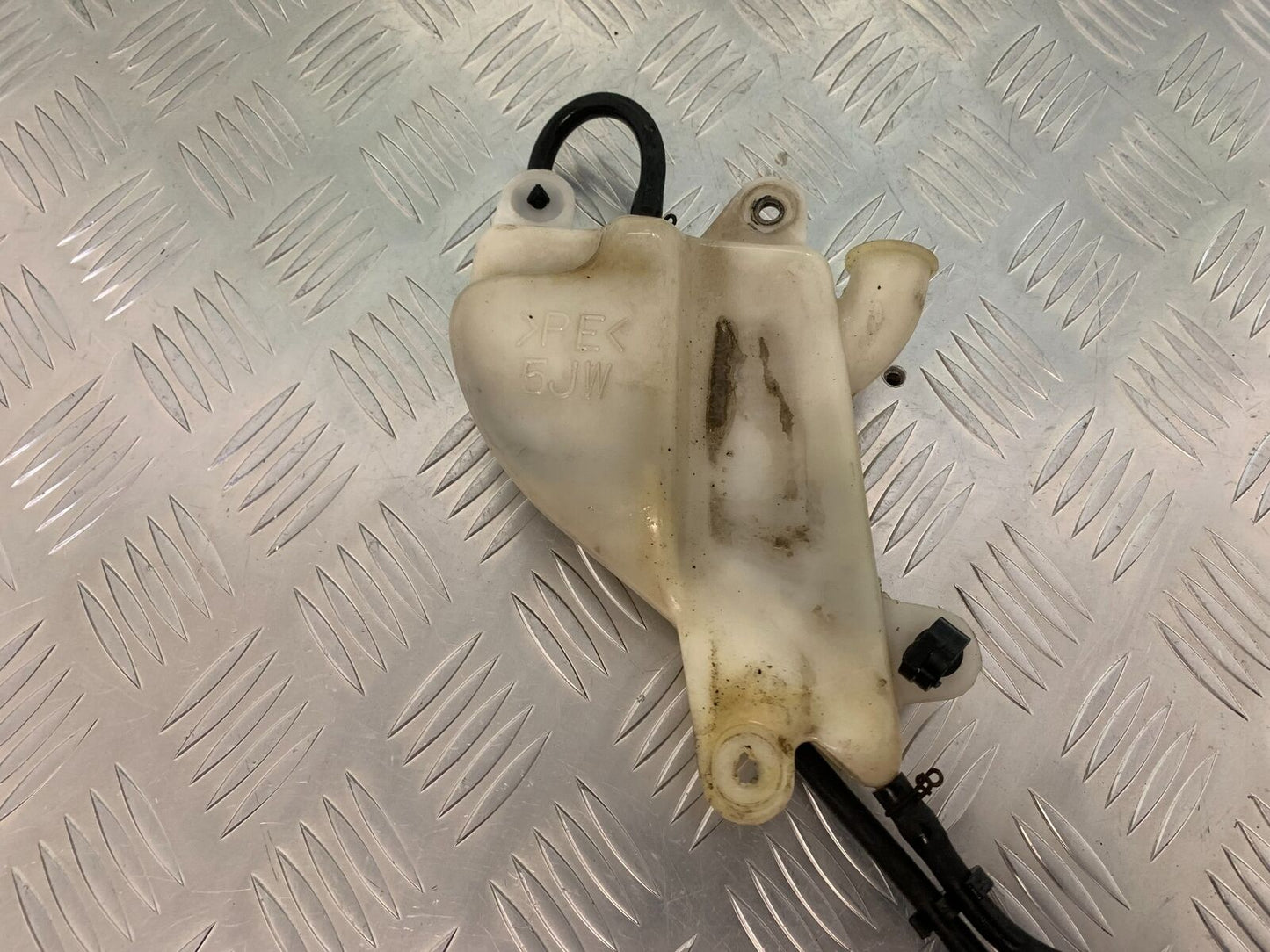 YAMAHA FJR1300 FJR 1300 COOLANT BOTTLE  YEAR 2001-05 (STOCK 946)