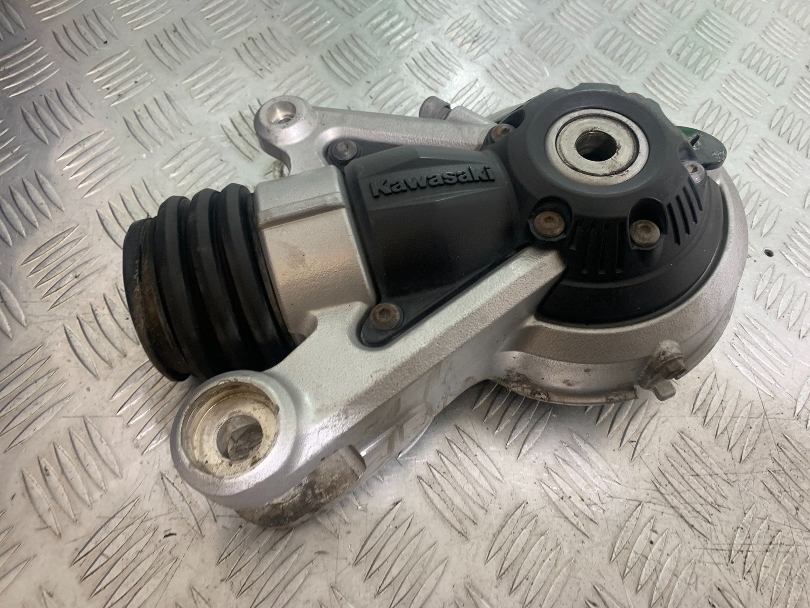 KAWASAKI GTR1400 GTR 1400 REAR DIFF   YEAR 2007-2009 (CMB1174)