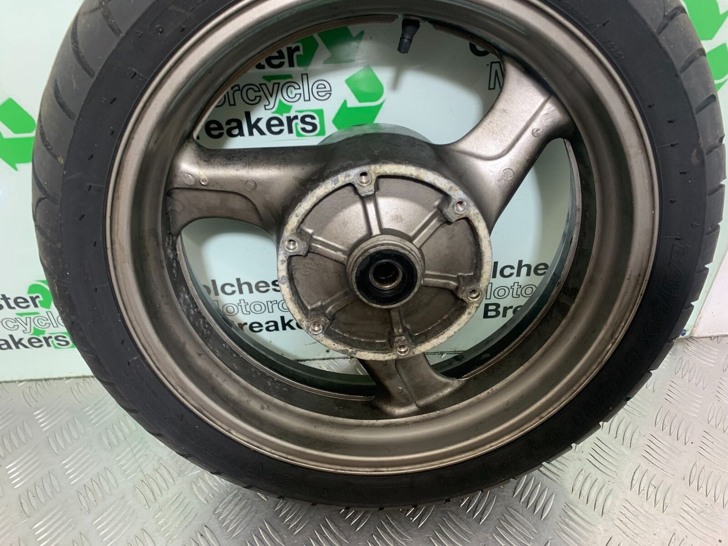 HONDA CBR1100 BLACKBIRD REAR WHEEL  YEAR 1999-2005  (CMB1103)