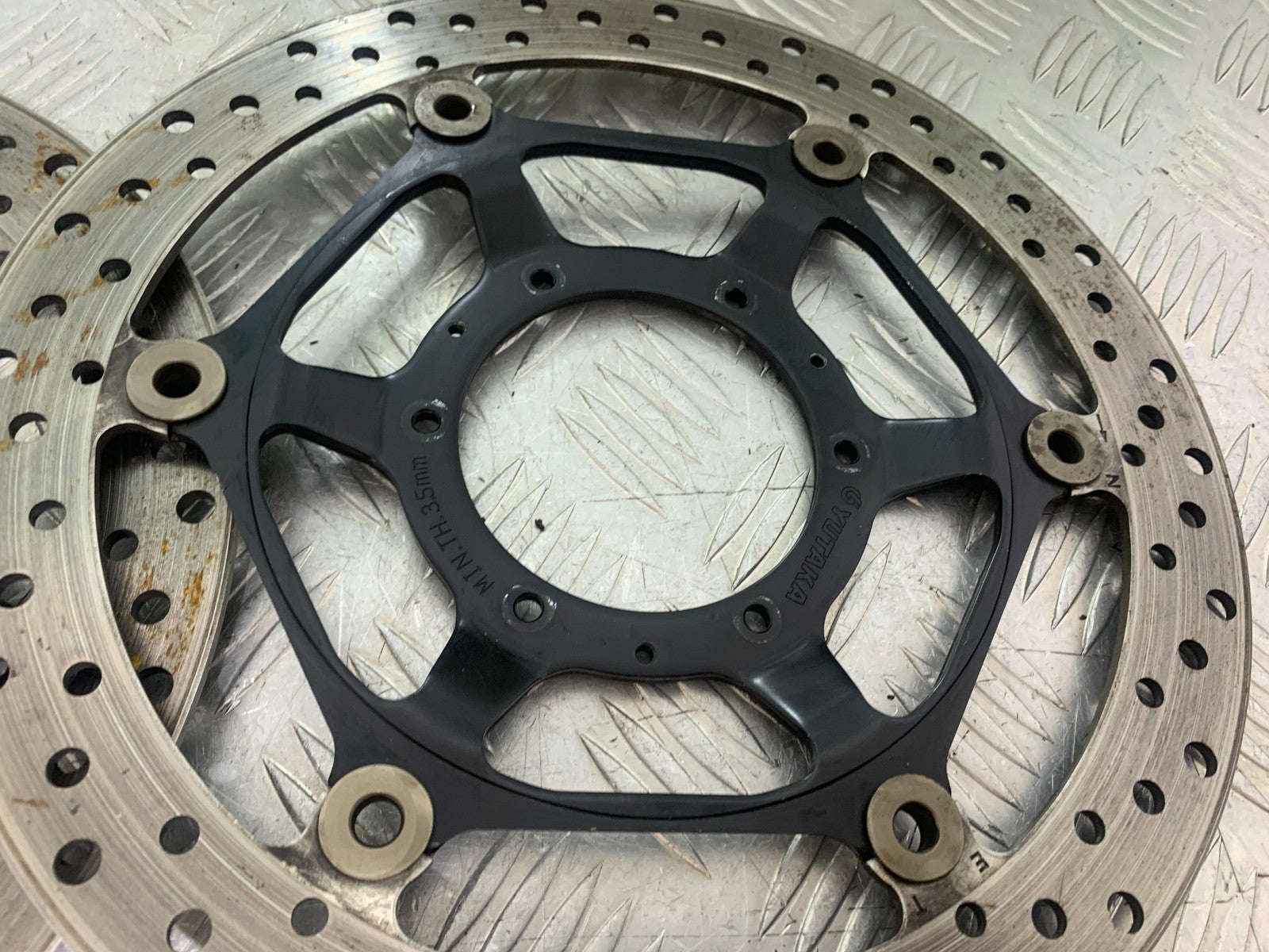 HONDA CBR1000 rr FIREBLADE FRONT BRAKE DISCS   YEAR 2012-2016 (CMB1198)