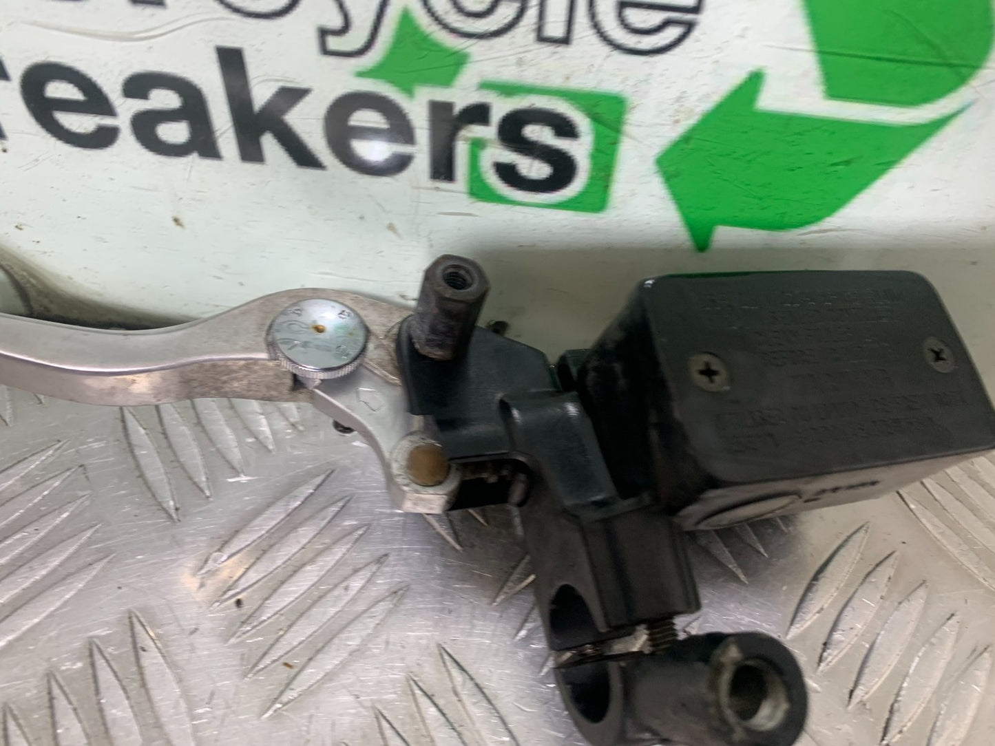 SUZUKI DL1000 V-STROM CLUTCH MASTER CYLINDER  YEAR 2014-2019 (CMB1325)