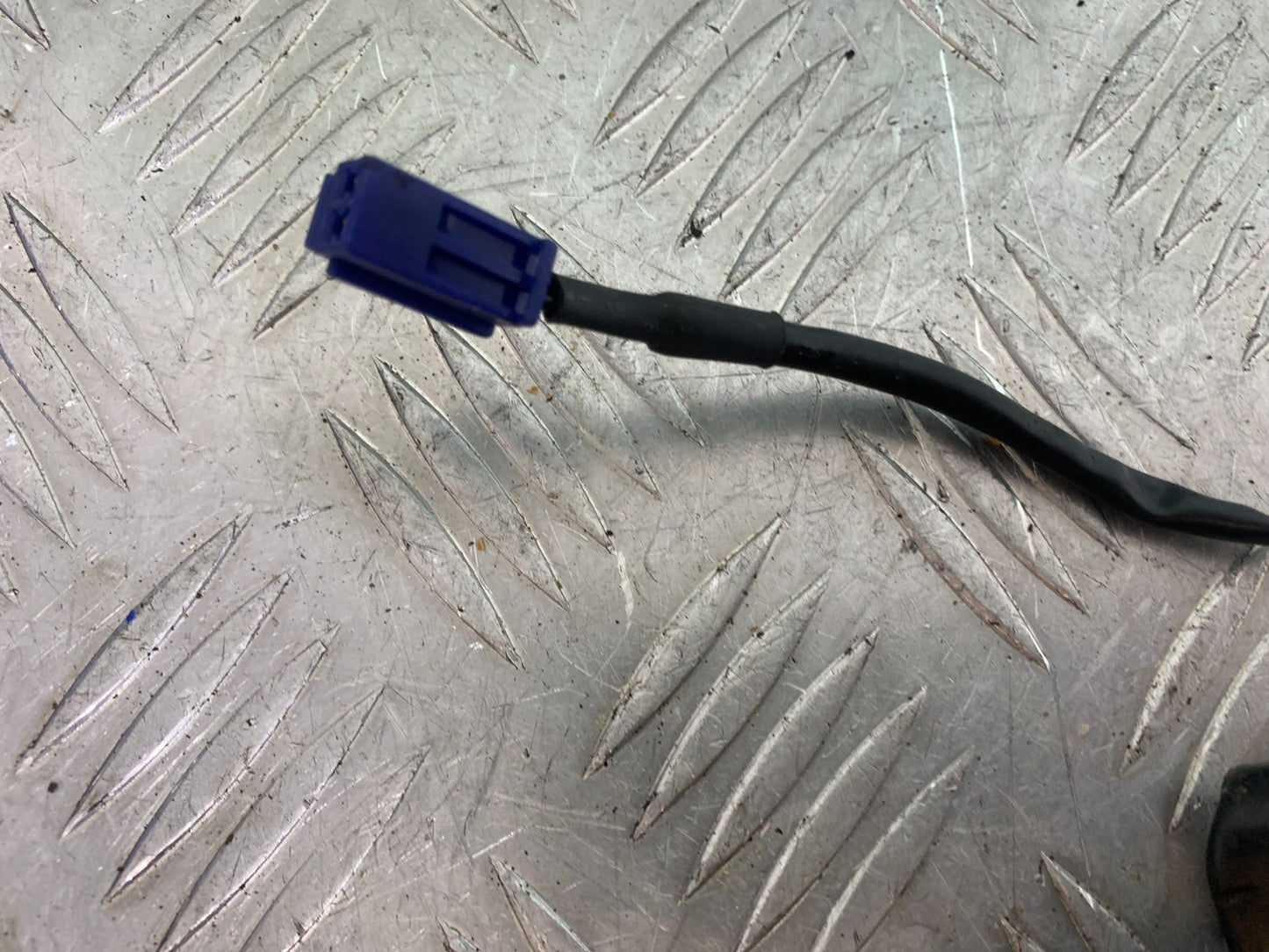 YAMAHA YZF R1 SIDE STAND SWITCH   YEAR 2004-2006 (CMB1155)