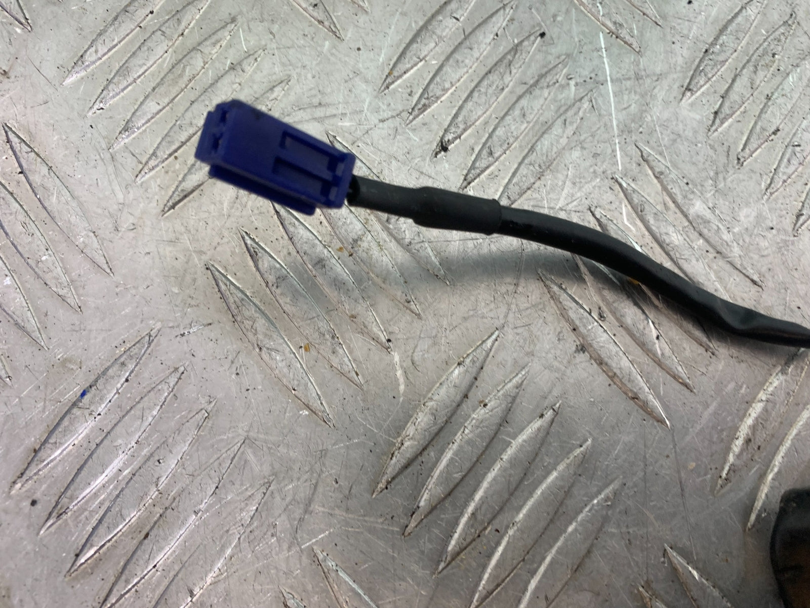 YAMAHA YZF R1 SIDE STAND SWITCH   YEAR 2004-2006 (CMB1155)