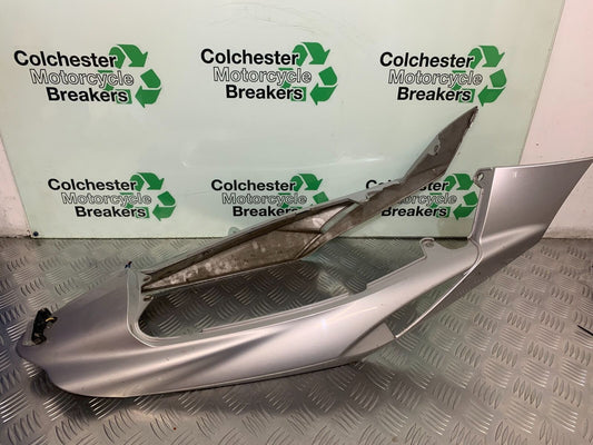 TRIUMPH 1050 SPRINT TAIL PIECE   YEAR 2004-2007 (STOCK 956)