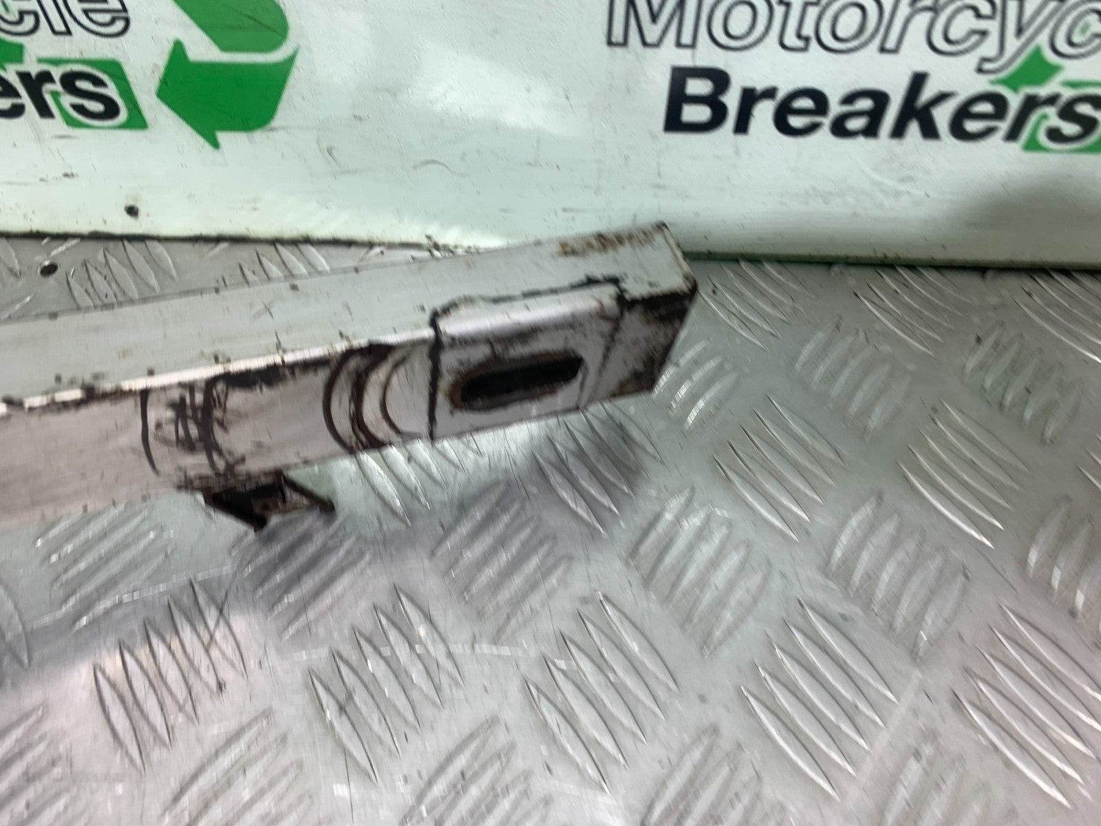 HONDA XL125 VARADERO SWINGARM  YEAR 2001-2006  (CMB1210)