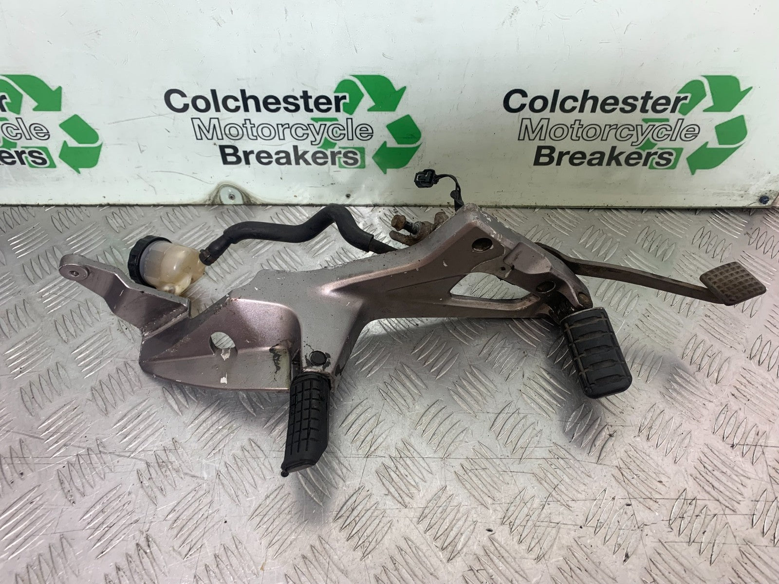 HONDA NT 700 V DEAUVILLE RIGHT HANGER   YEAR 2006-2011 (CMB1211)