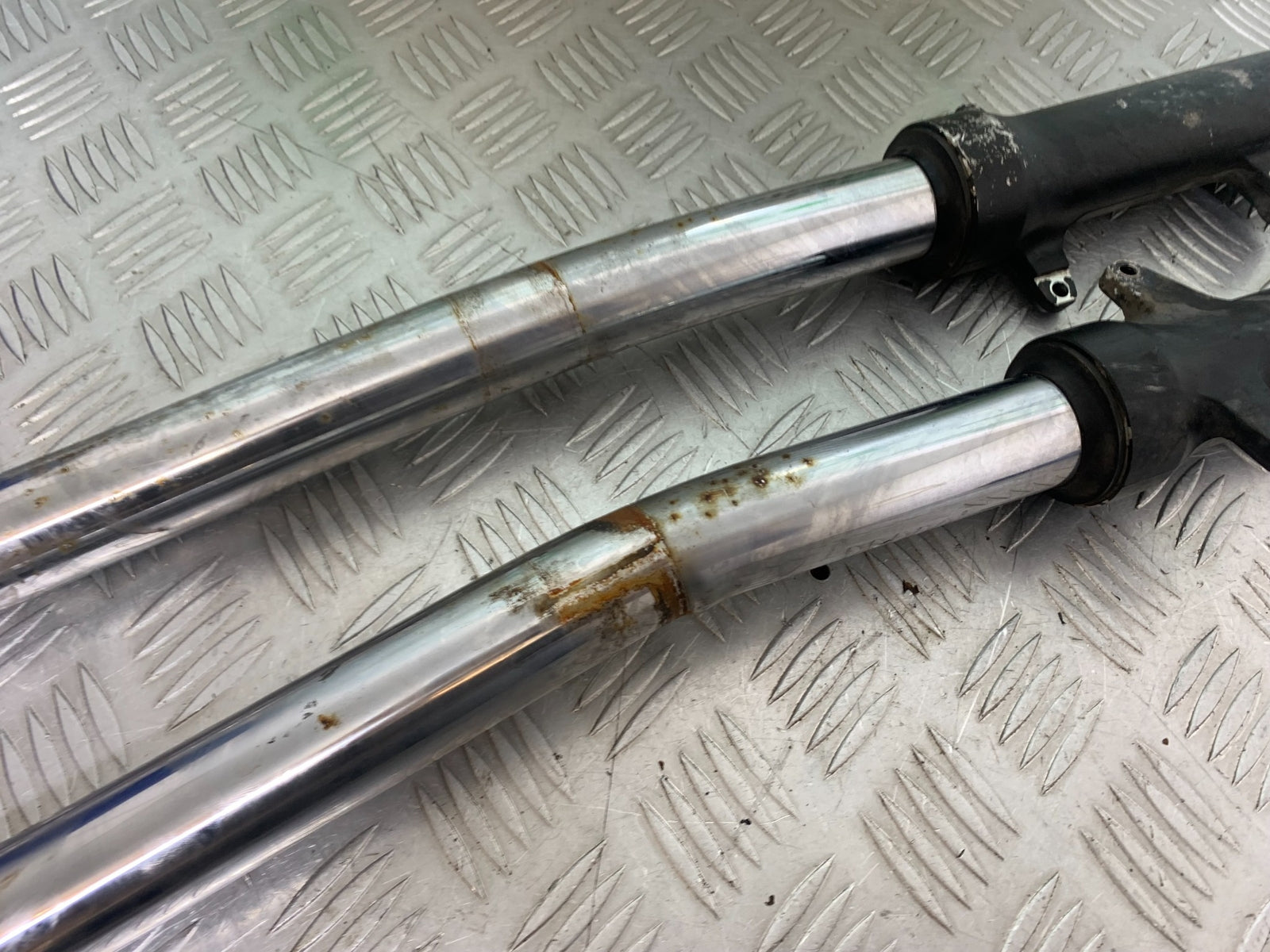 HONDA NC750 NC 750 S FORKS (BENT)  2016-2020 (CMB1146)