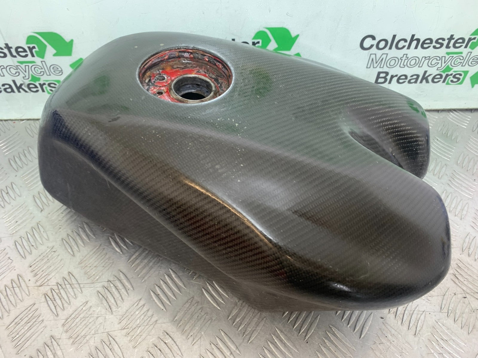 DUCATI 996 SPS 748 916 998 PETROL TANK (CARBON COVER)  1999-2000 (CMB1209)
