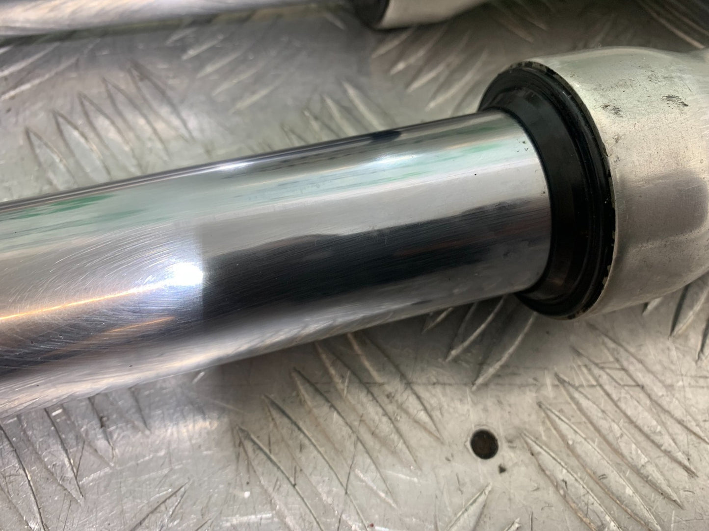 KAWASAKI ZZR1100 D FORKS  YEAR 1993-2001 (CMB1289)
