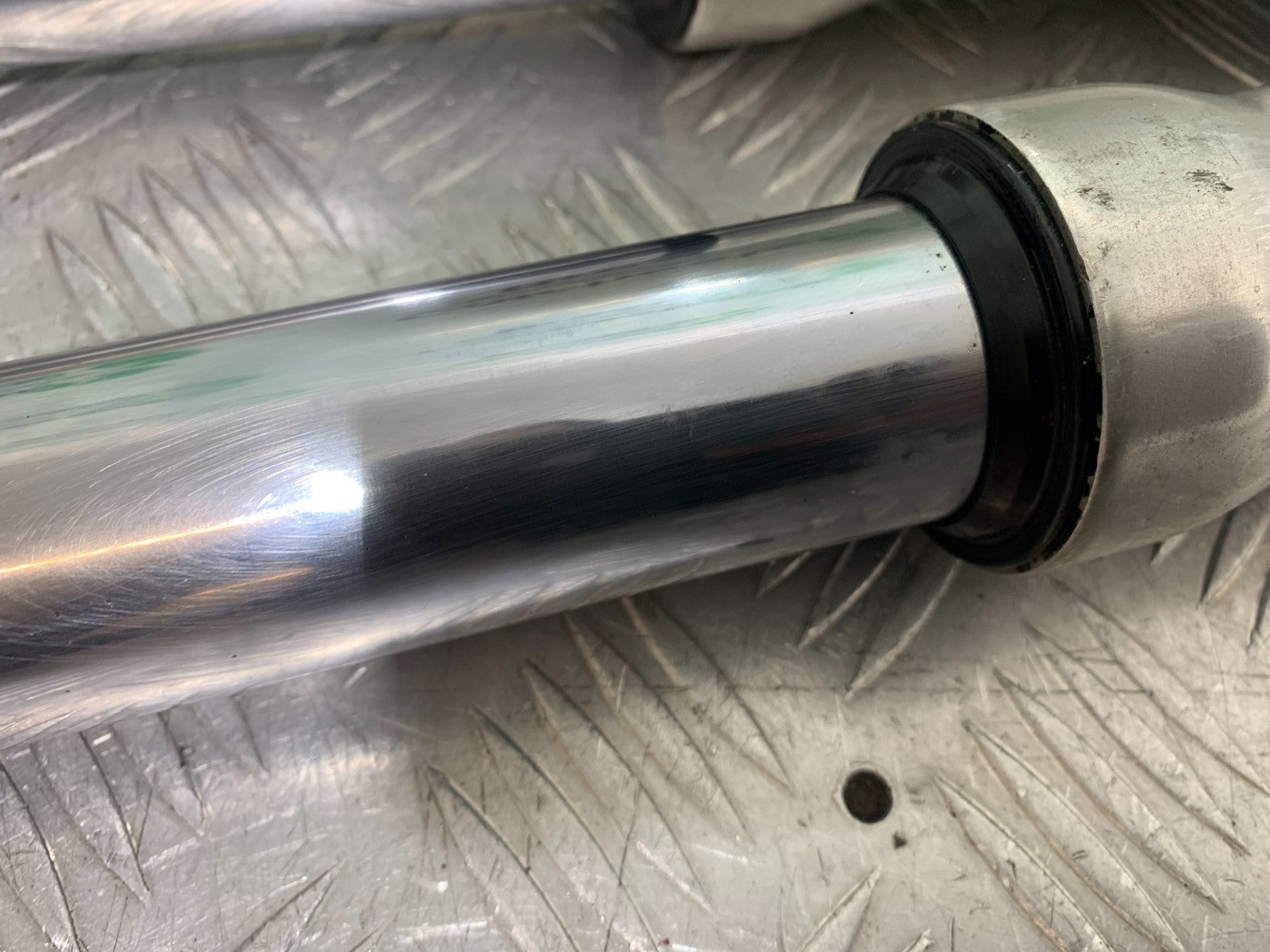 KAWASAKI ZZR1100 D FORKS  YEAR 1993-2001 (CMB1289)