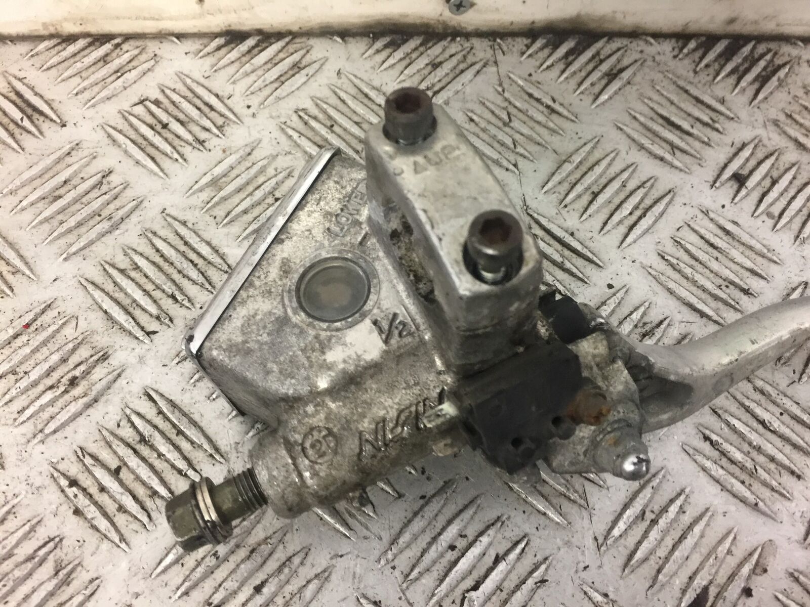 HONDA VT1100 C SHADOW FRONT BRAKE MASTER CYLINDER YEAR 1987-1996  (STOCK 540)