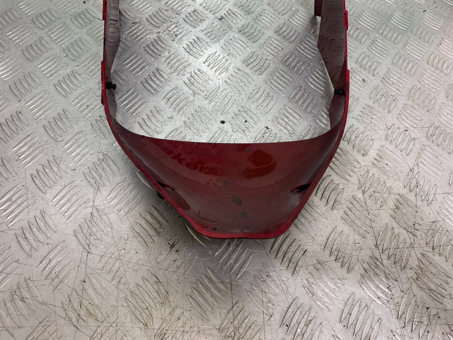 HONDA CBR1100 BLACKBIRD FAIRING V-PIECE   YEAR 1999-2005 (CMB1232)