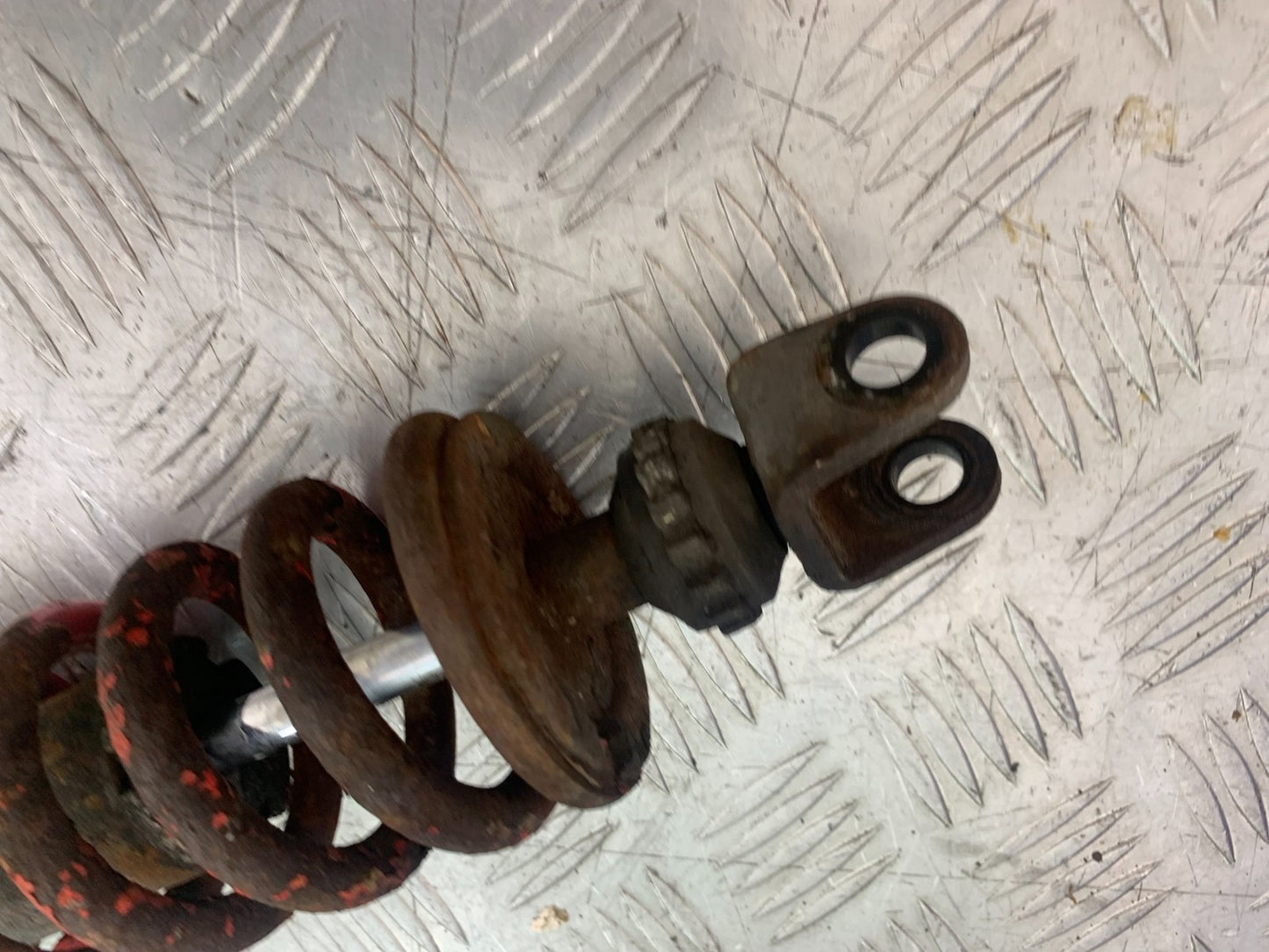 YAMAHA YZF1000 THUNDERACE REAR SHOCK   YEAR 1997-2000 (CMB1204)