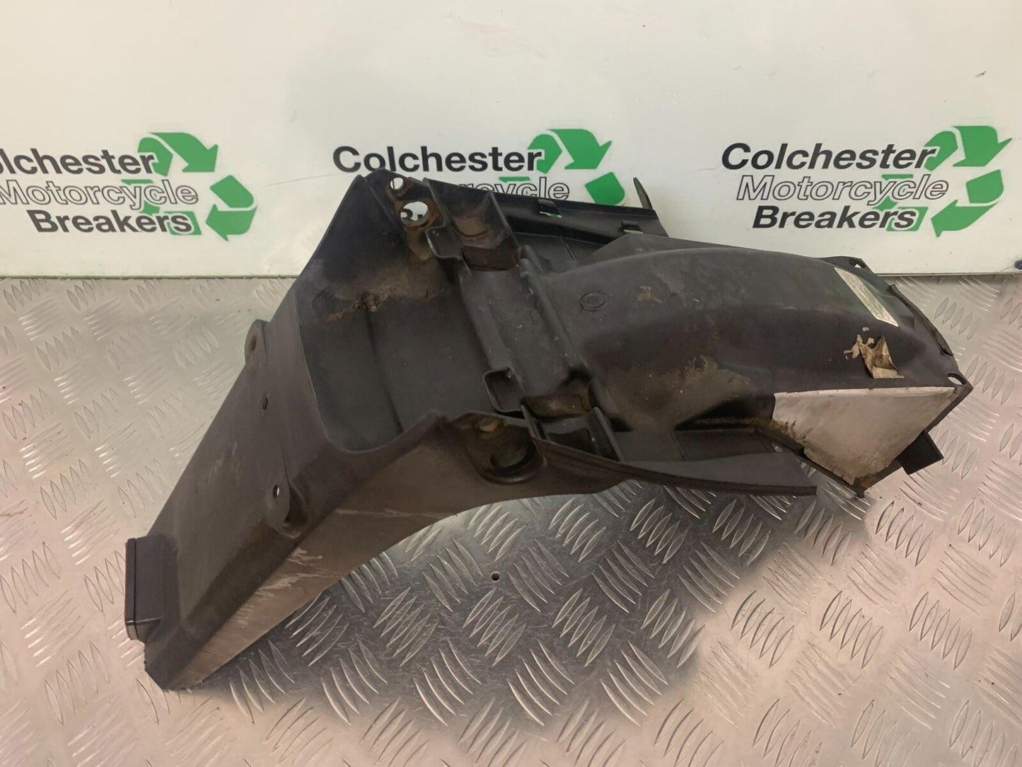 HONDA XL650 V TRANSALP REAR MUDGUARD  YEAR 2001-2006 (STOCK 975)