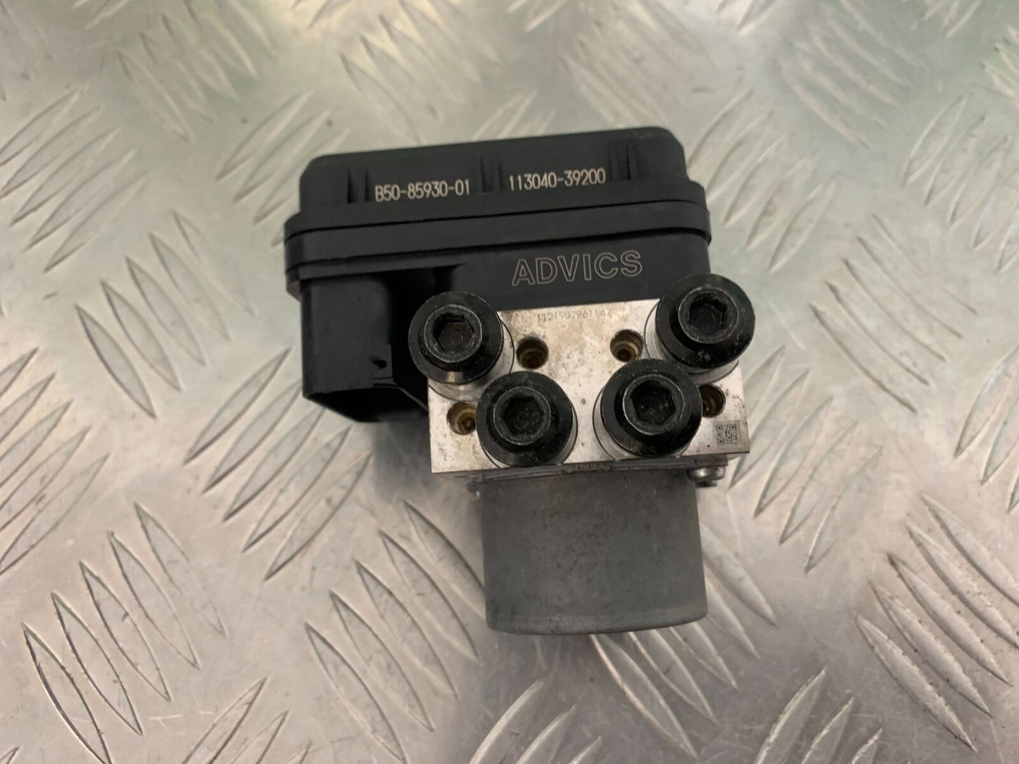 YAMAHA MT09 MT-09 TRACER 900 GT ABS PUMP YEAR 2018-2020 (STOCK 982)