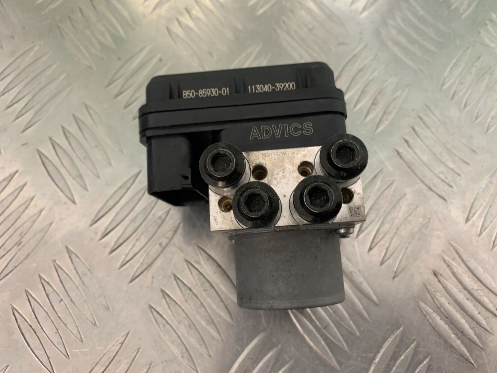 YAMAHA MT09 MT-09 TRACER 900 GT ABS PUMP YEAR 2018-2020 (STOCK 982)