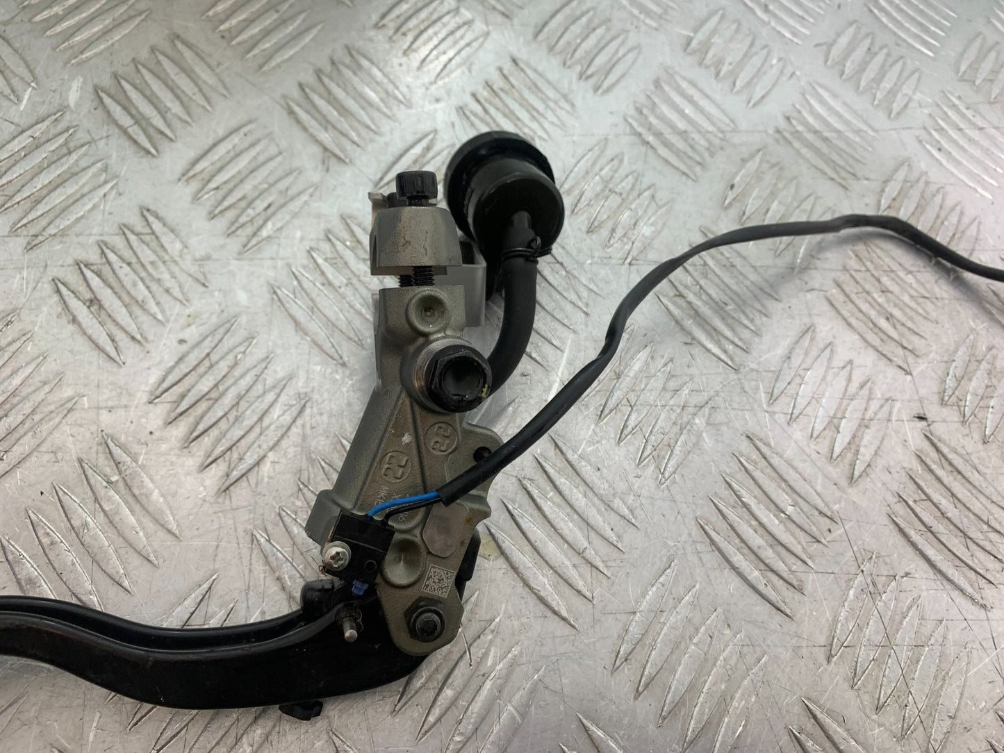 DUCATI 937 MONSTER CLUTCH MASTER CYLINDER  YEAR 2021-2024 (CMB1270)