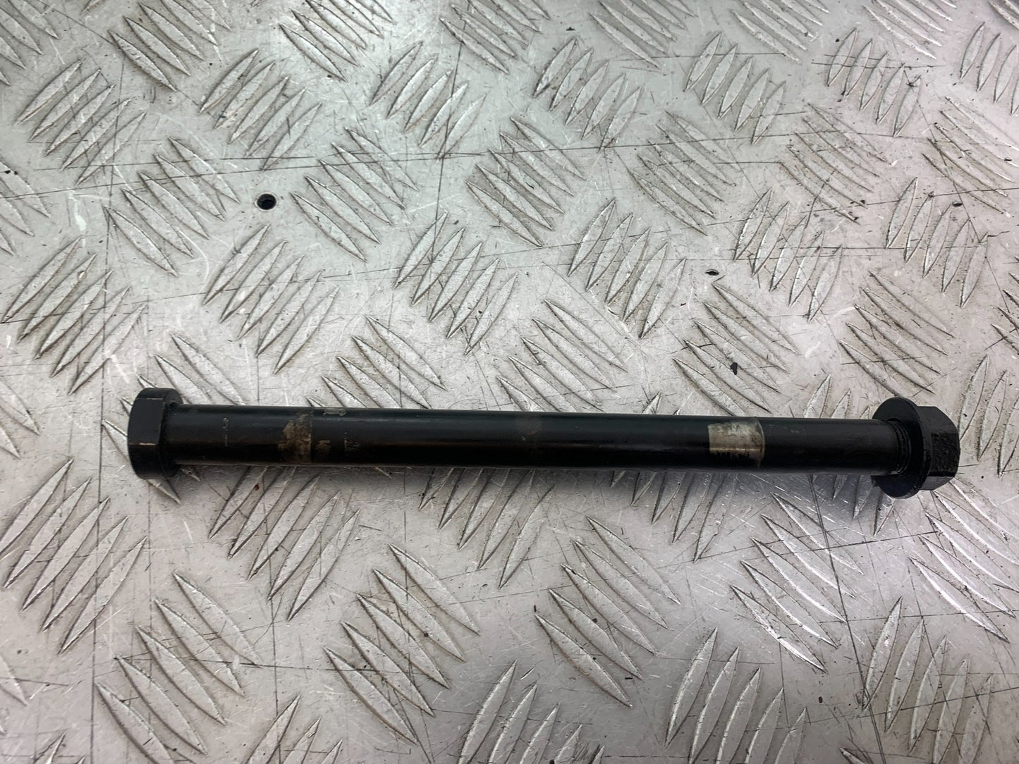 KTM 990 SUPER DUKE SWINGARM SPINDLE  YEAR 2007-2011  (CMB1207)