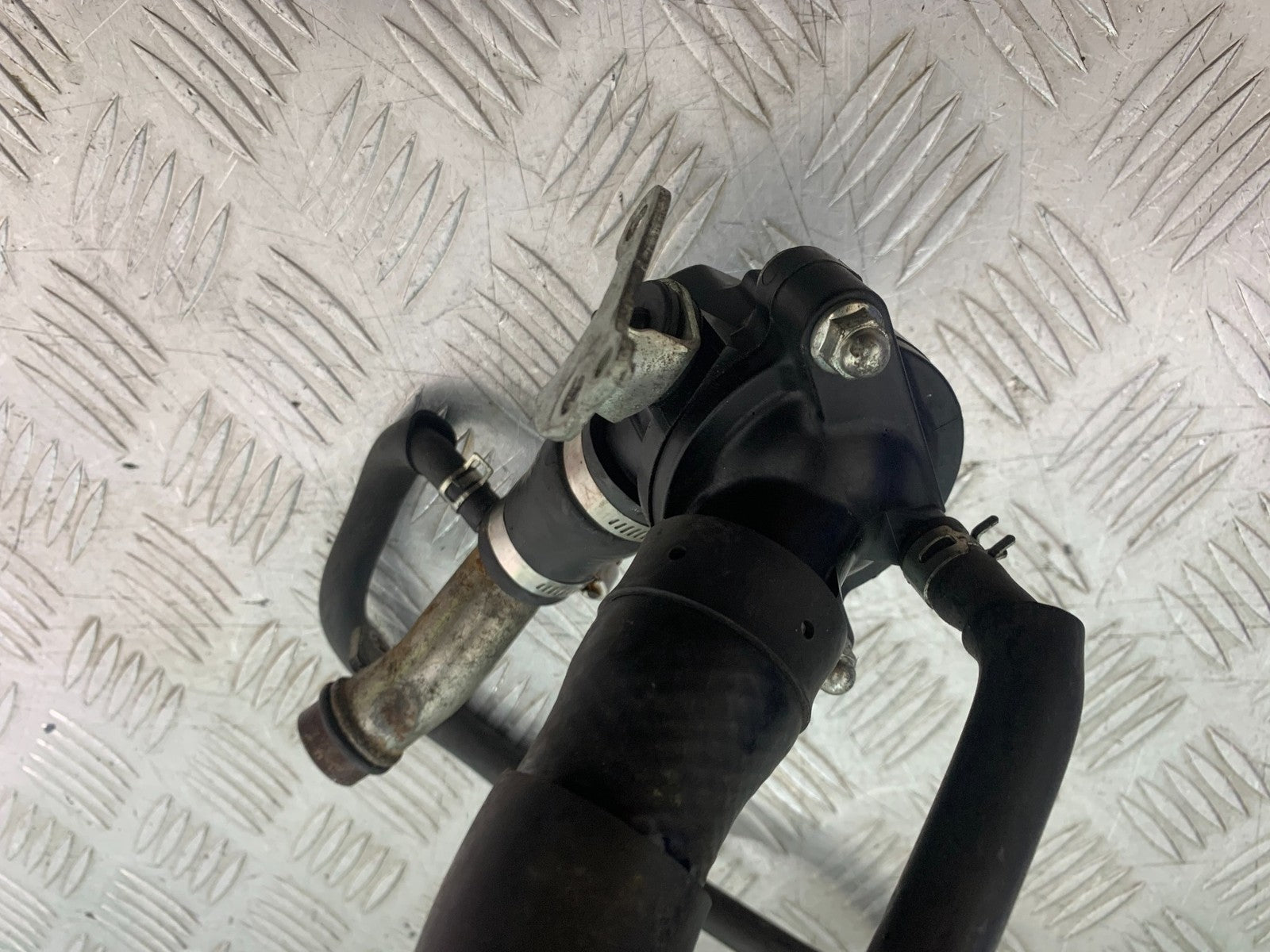 YAMAHA YZF R1 4C8 THERMOSTAT  YEAR 2007-2008 (CMB1237)