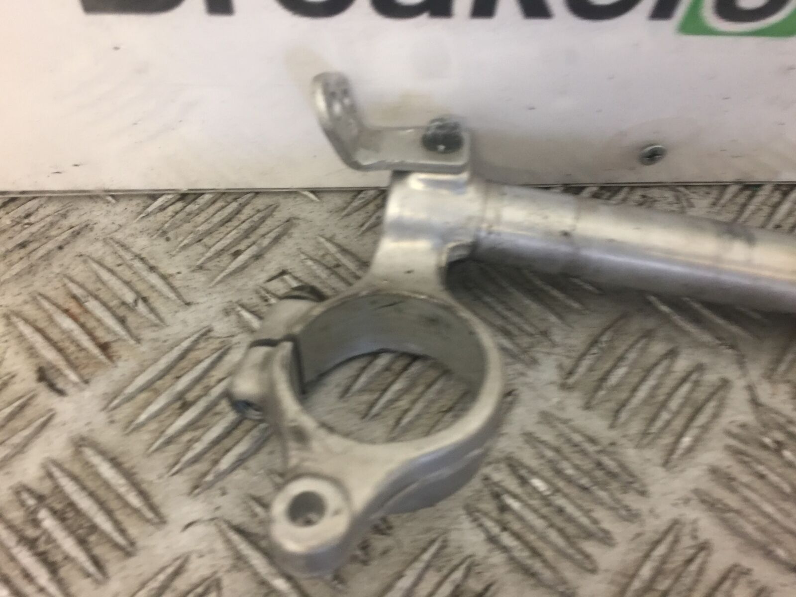 SUZUKI GSXR600 GSXR 600 K1 K2 RIGHT BAR YEAR 2000