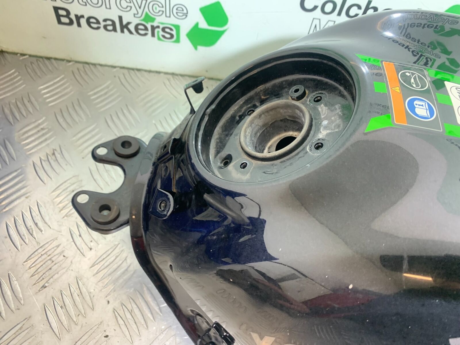 KAWASAKI Z650 ER650 KNFAN PETROL TANK YEAR 2022-2024 (CMB1112)
