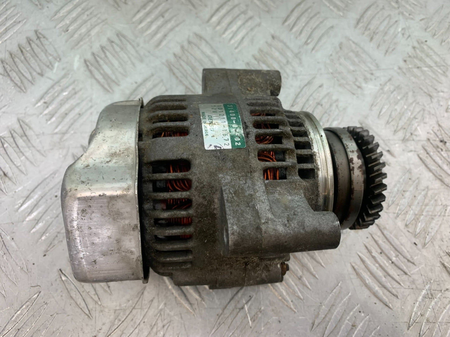 SUZUKI GSF600 GSF 600 BANDIT ALTERNATOR  2000-2004 (CMB1269)