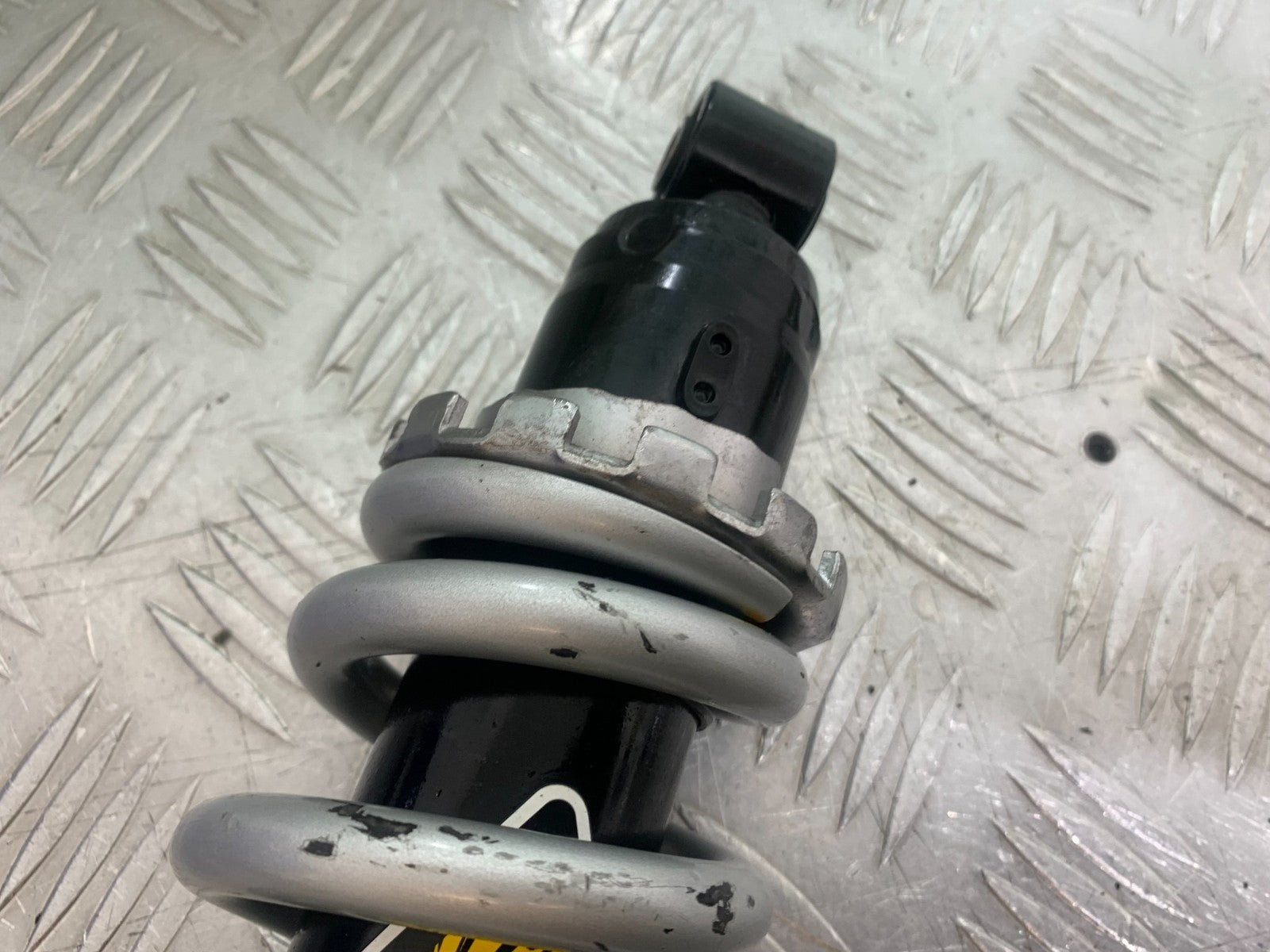 YAMAHA YZF R7 REAR SHOCK  YEAR 2022-2025 (CMB1255)