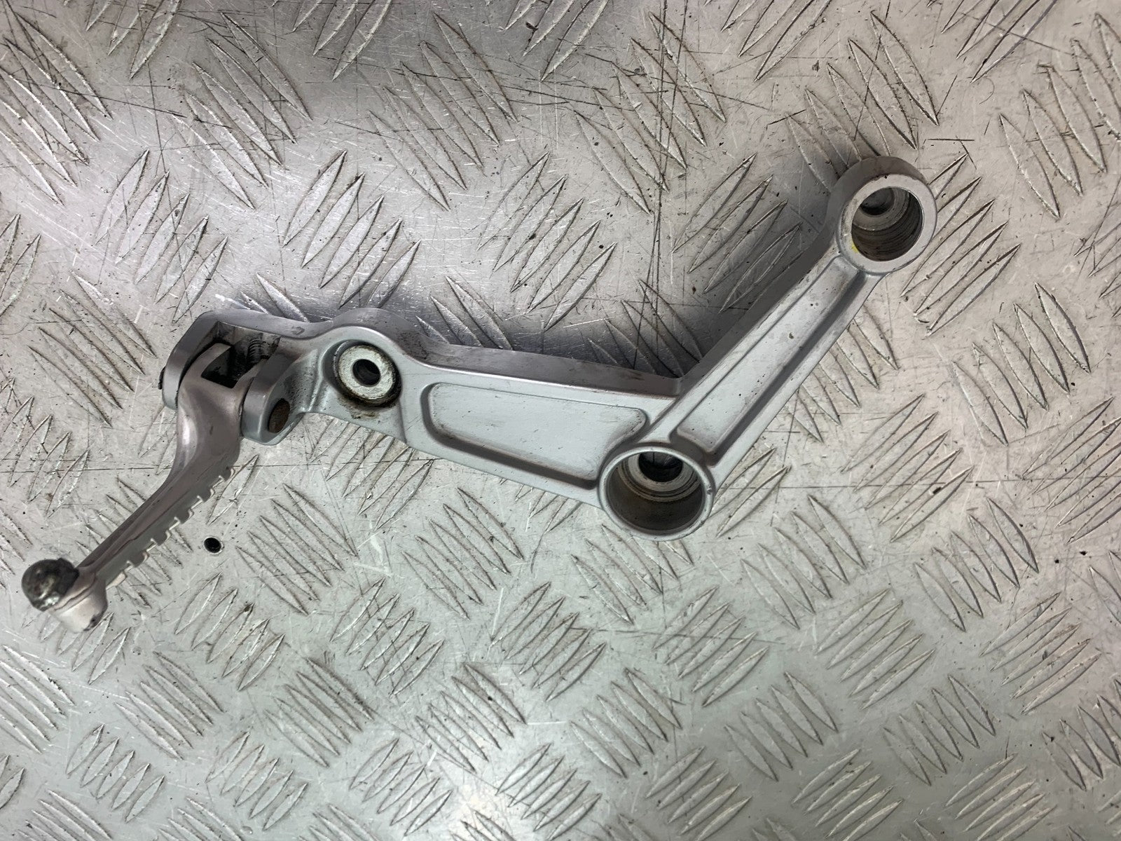 APRILIA RS660 RS 660 FRONT LEFT HANGER  YEAR 2020-2024 (CMB1202)