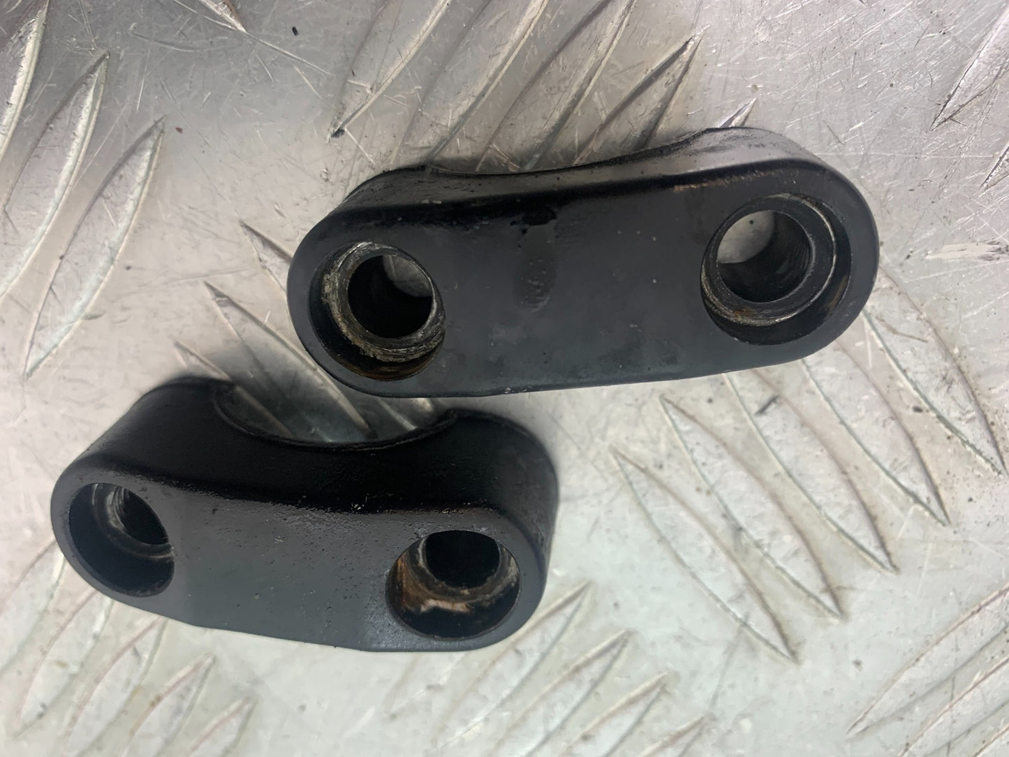 BMW K1200 K 1200 LT HANDLEBAR CLAMPS   YEAR 1999-07 (CMB1138)