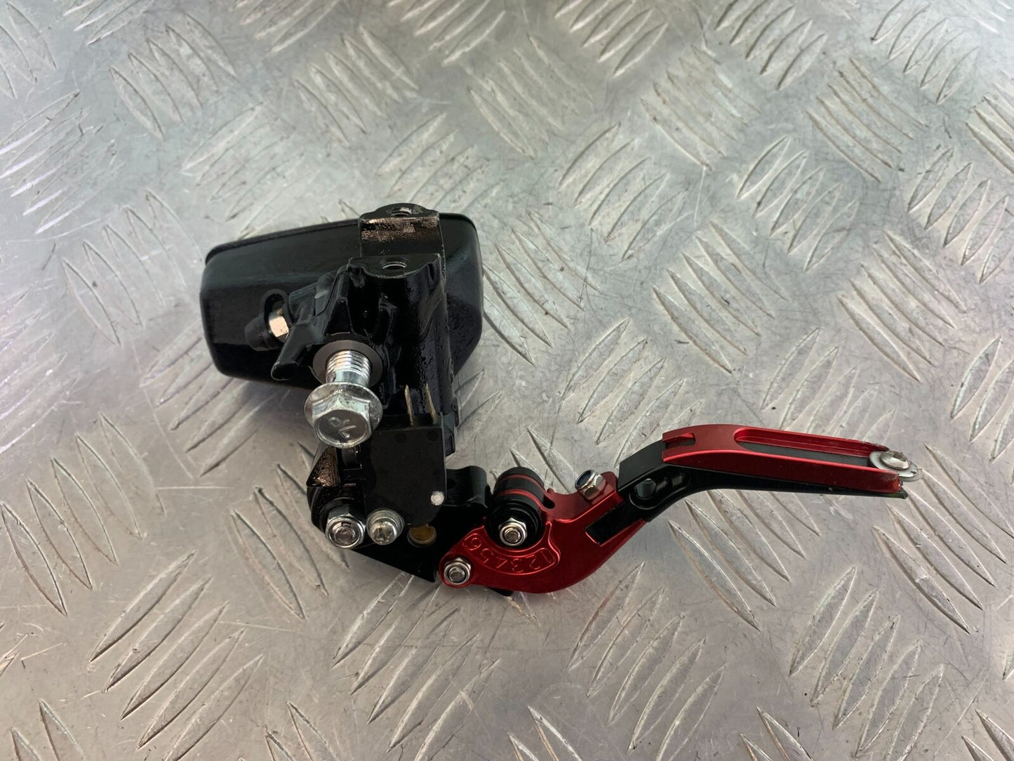 SUZUKI GSX S 1000 GSX-S 1000 FRONT MASTER CYLINDER   YEAR 2016-2019 (CMB1082)