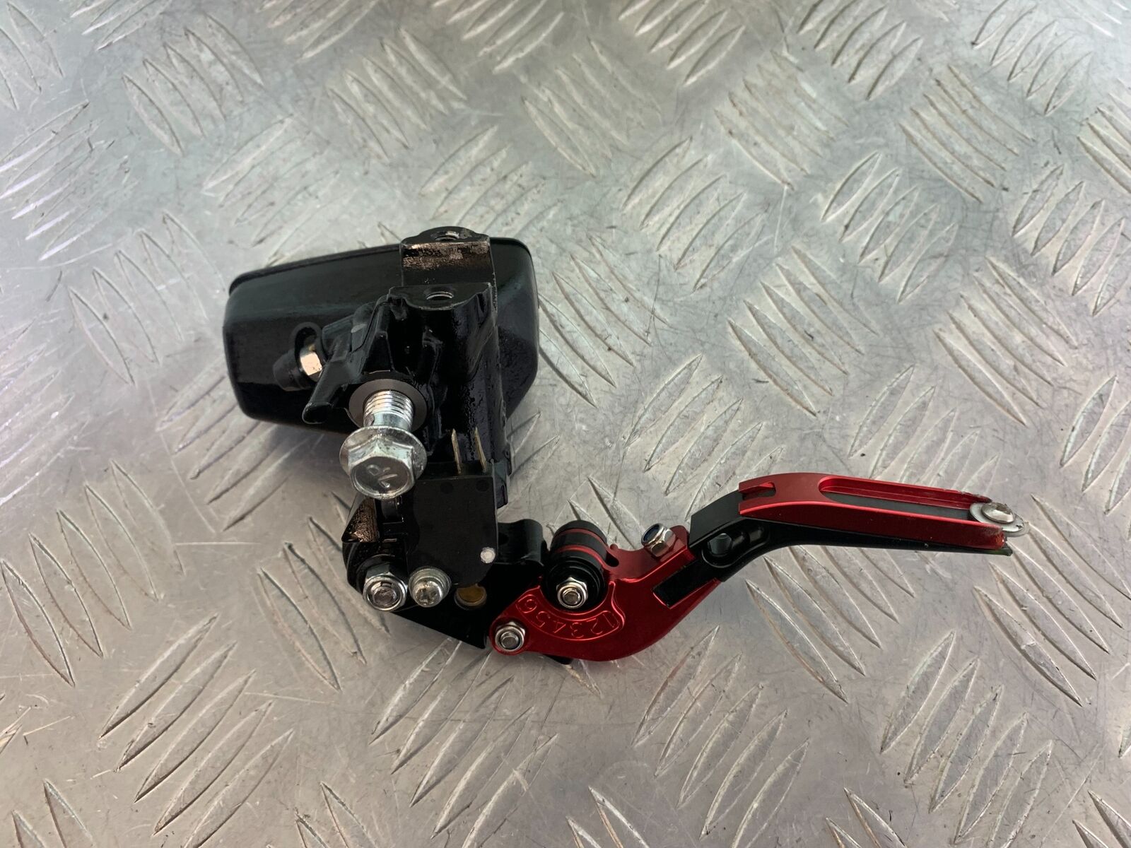 SUZUKI GSX S 1000 GSX-S 1000 FRONT MASTER CYLINDER   YEAR 2016-2019 (CMB1082)