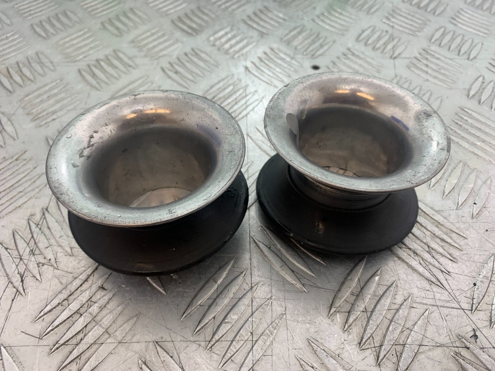 DUCATI 996 SPS 748 916 998 VELOCITY STACKS  1999-2000 (CMB1209)