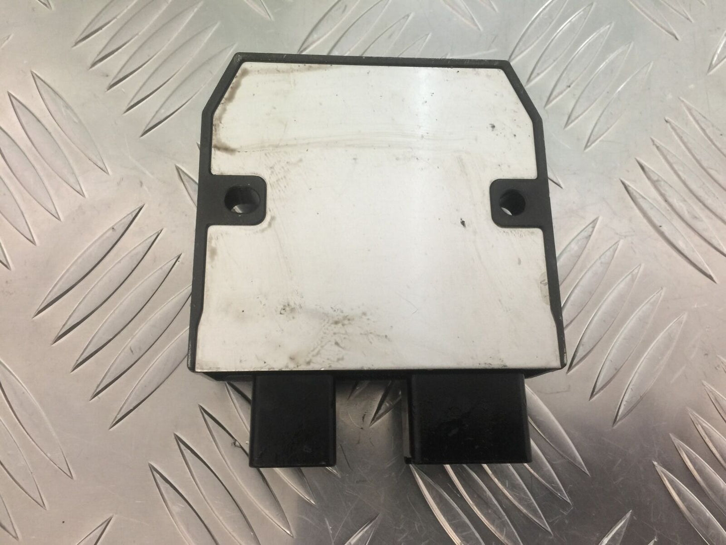 HONDA CBR1000 rr FIREBLADE REGULATOR   2008-2011 (STOCK 930)
