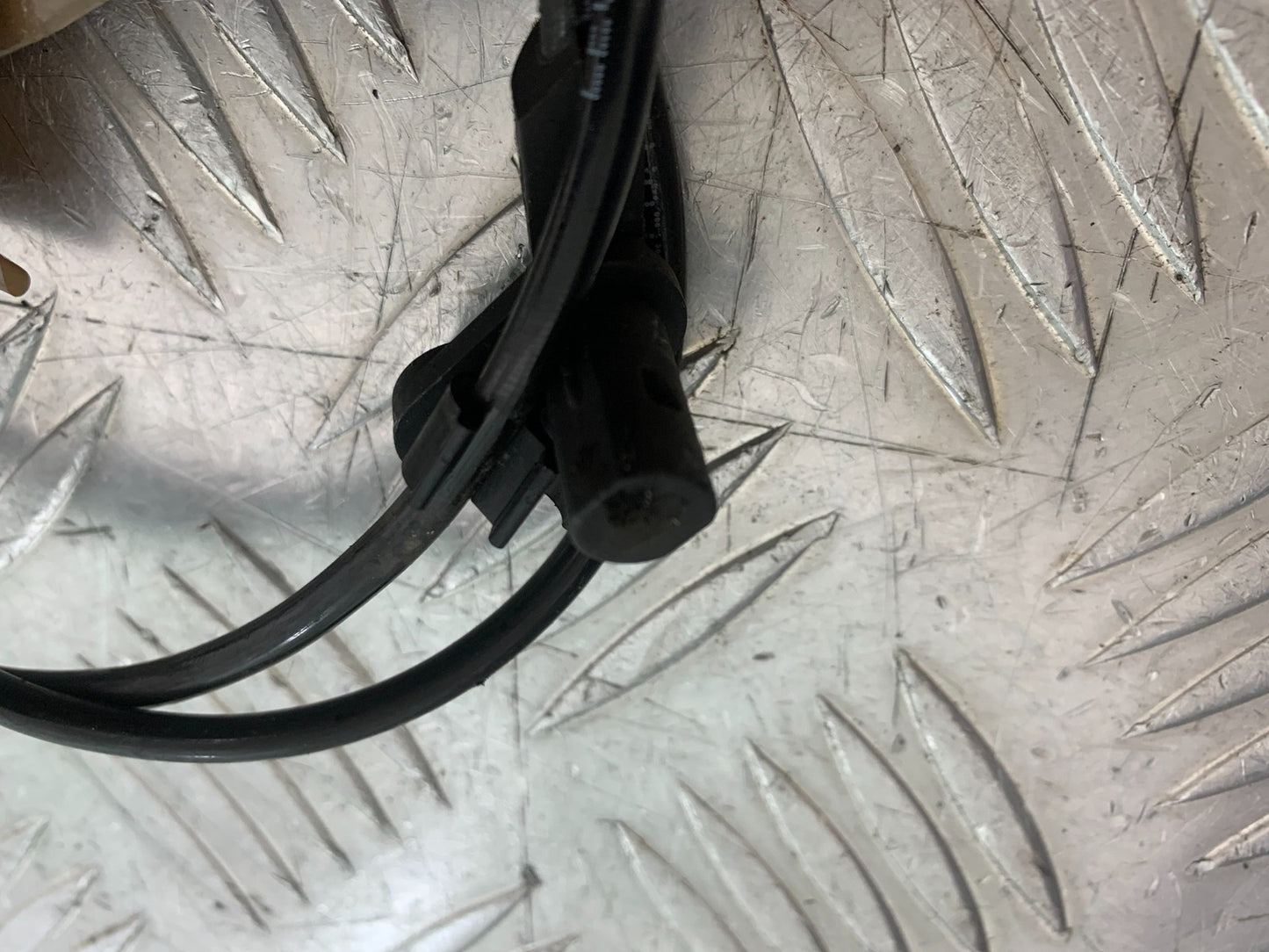 TRIUMPH TRIDENT 660 FRONT ABS SENSOR   YEAR 2021-2024 (CMB1295)