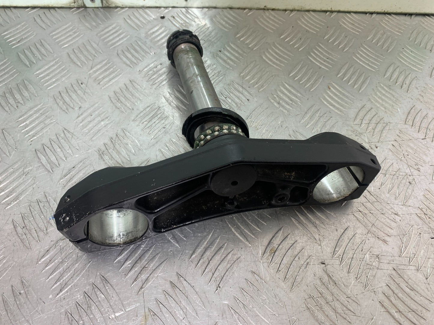 KAWASAKI 650 VERSYS BOTTOM YOKE  YEAR 2015-2018 (CMB1288)