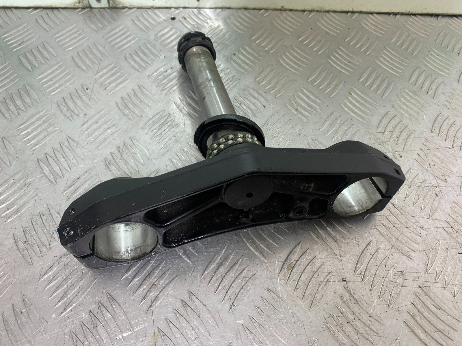 KAWASAKI 650 VERSYS BOTTOM YOKE  YEAR 2015-2018 (CMB1288)