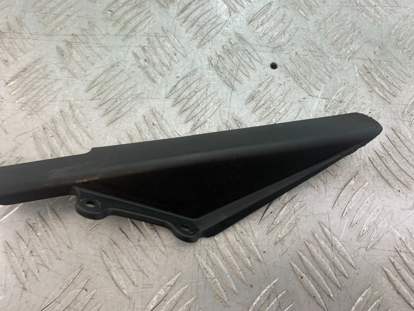 KAWASAKI 650 VERSYS CHAIN GUARD  YEAR 2015-2018 (CMB1288)