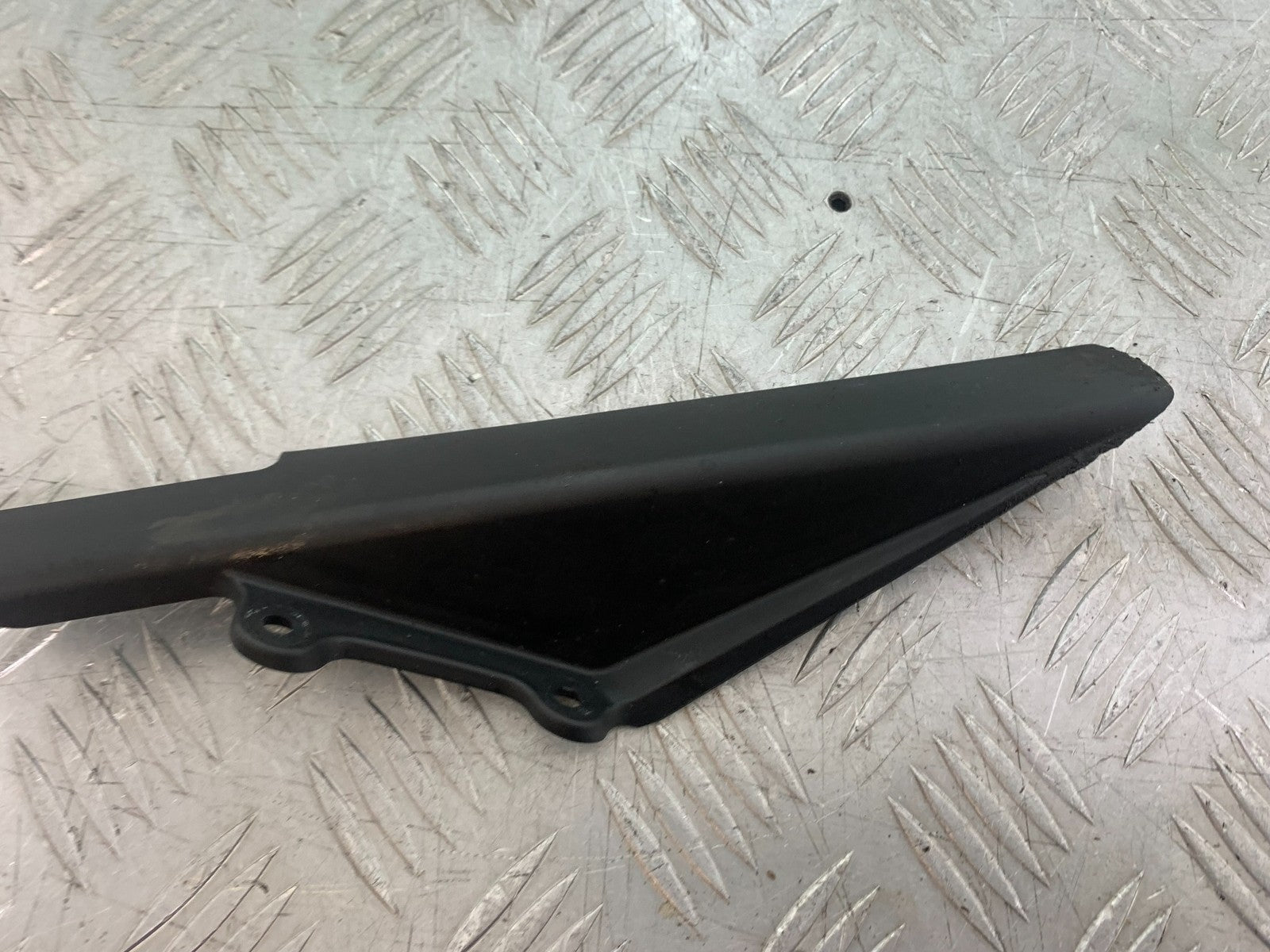 KAWASAKI 650 VERSYS CHAIN GUARD  YEAR 2015-2018 (CMB1288)