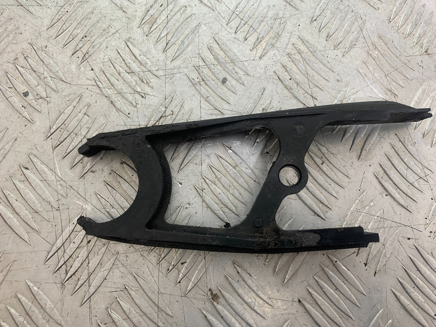 KAWASAKI ZX6R ZX6 F CHAIN GUIDE  YEAR 1995-1997 (CMB1169)