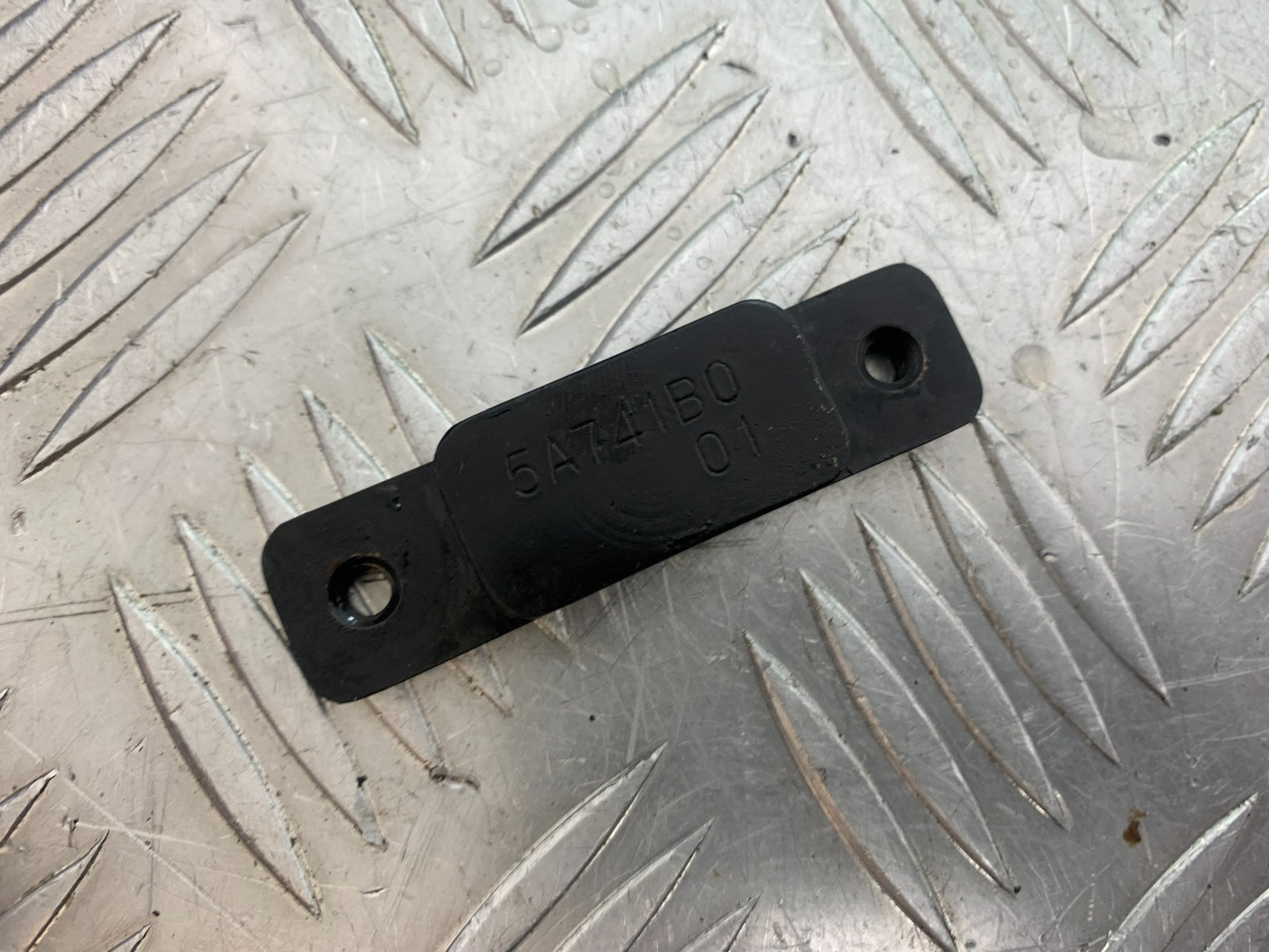 BMW M1000 R FRAME BRACKET  YEAR 2023-2024 (CMB1140)
